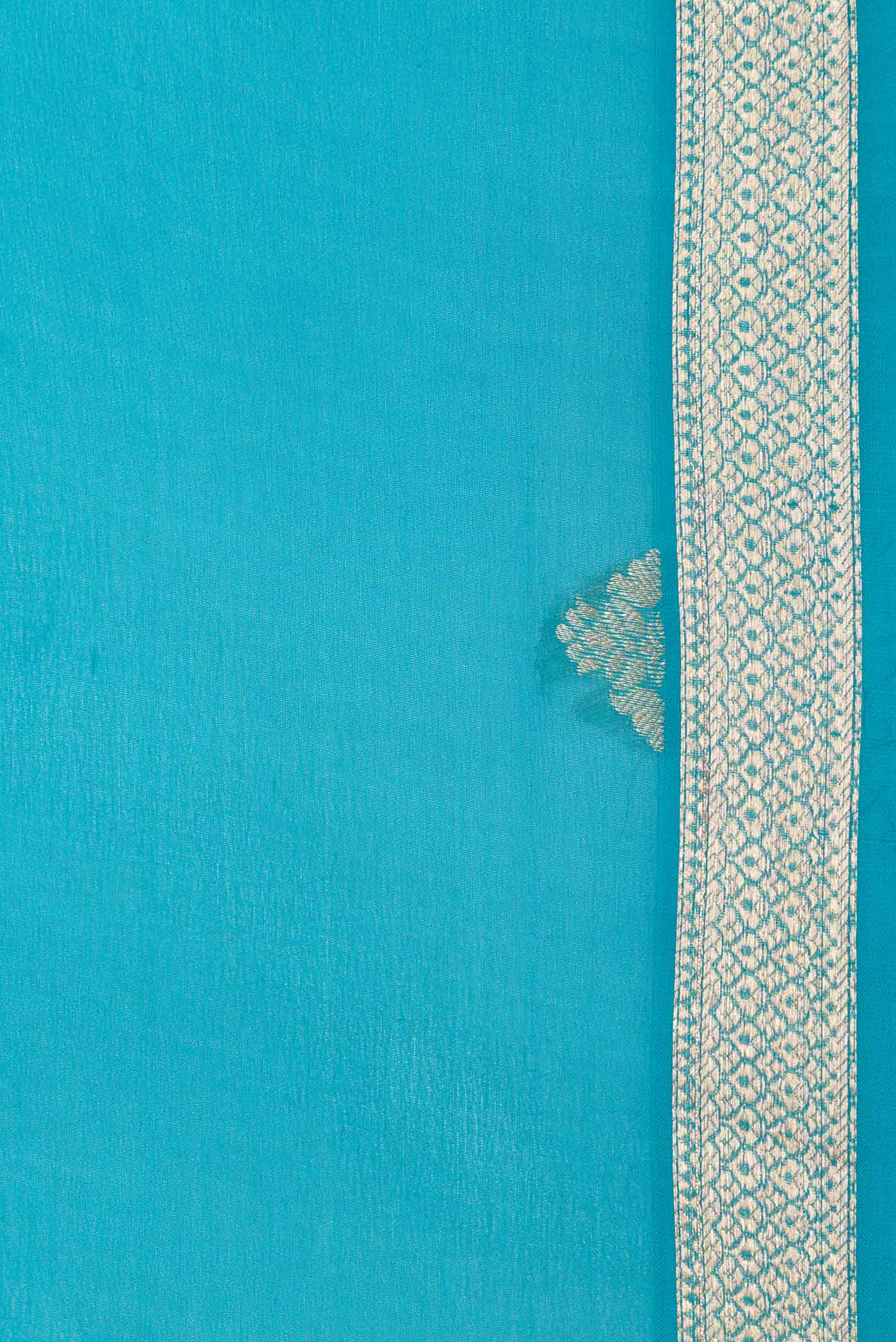 border shot