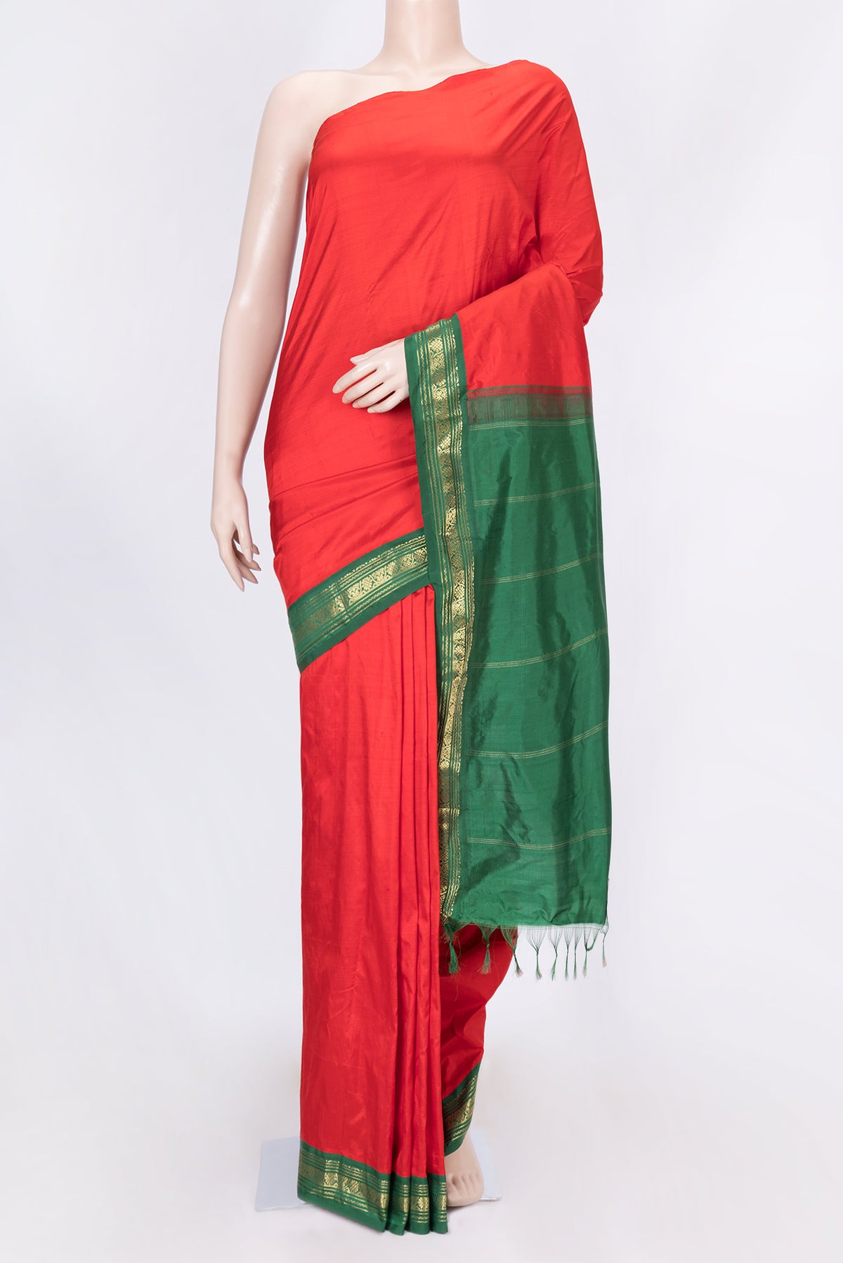 Red Dual Tone Kanchipuram Saree with Plain Body and Zari Border displayed on a mannequin