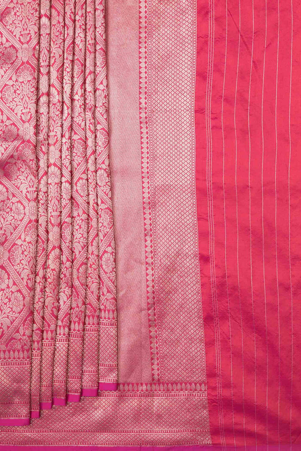 Pleats and pallu of Pink Dual Tone Banarasi Silk Saree with Zari Brocade on the body and Zari Border. 