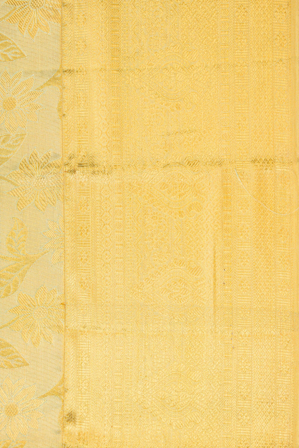 Border image of Pista Green Dual Tone Kanchipuram Tissue Silk Saree with Zari Brocade on the body and Zari Border. 