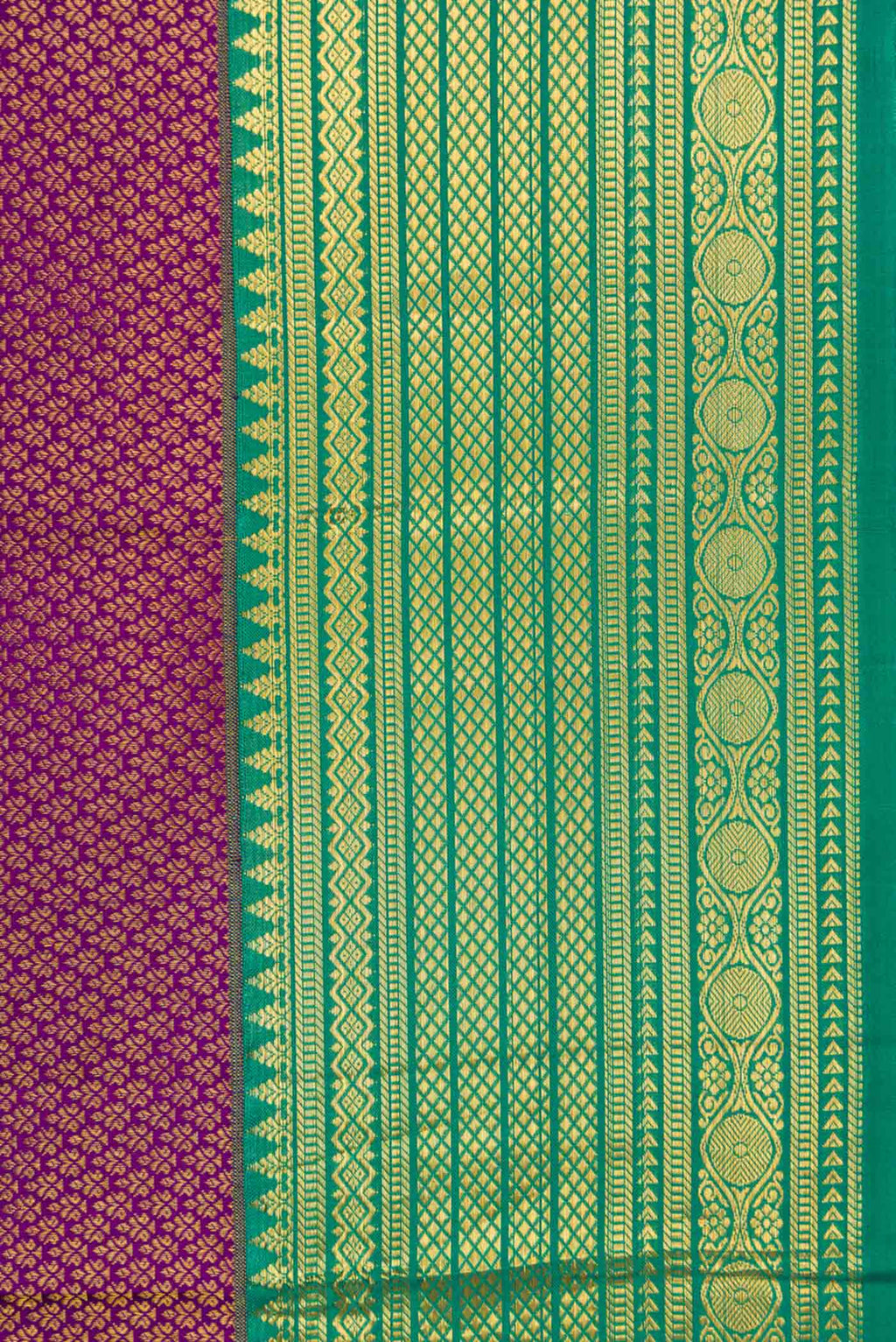 Border image of Purple Dual Tone Kanchipuram Saree with Zari Brocade on the body and Zari Border