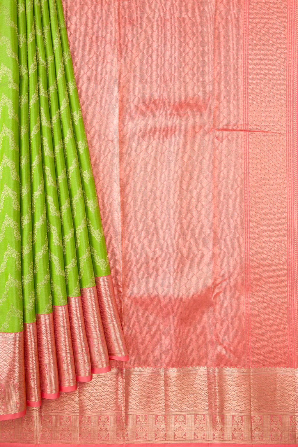 Pleats and pallu of Parrot Green Dual Tone Kanjivaram Silk Saree with Zari Brocade on the body and Zari Border. 