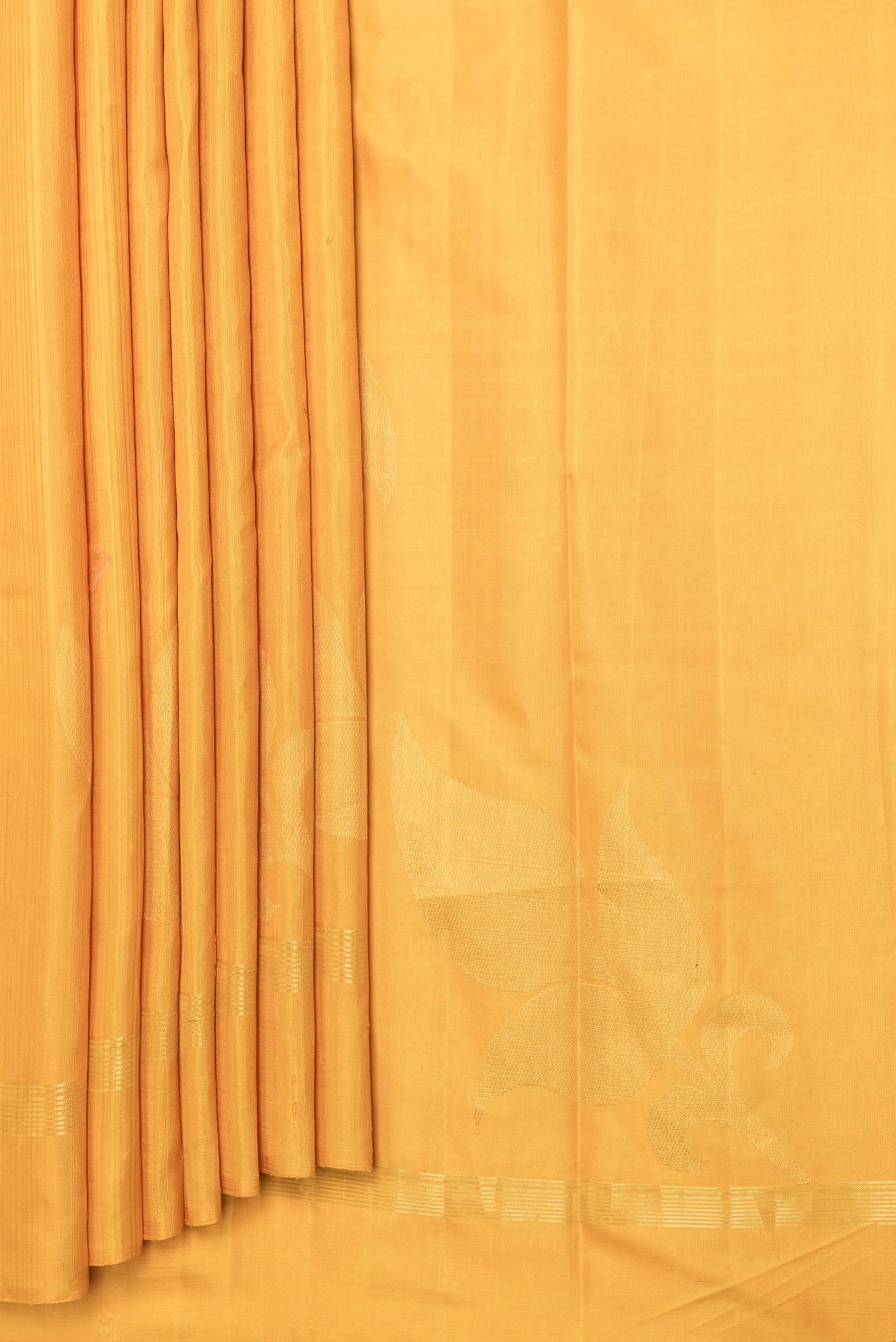 pleats pallu