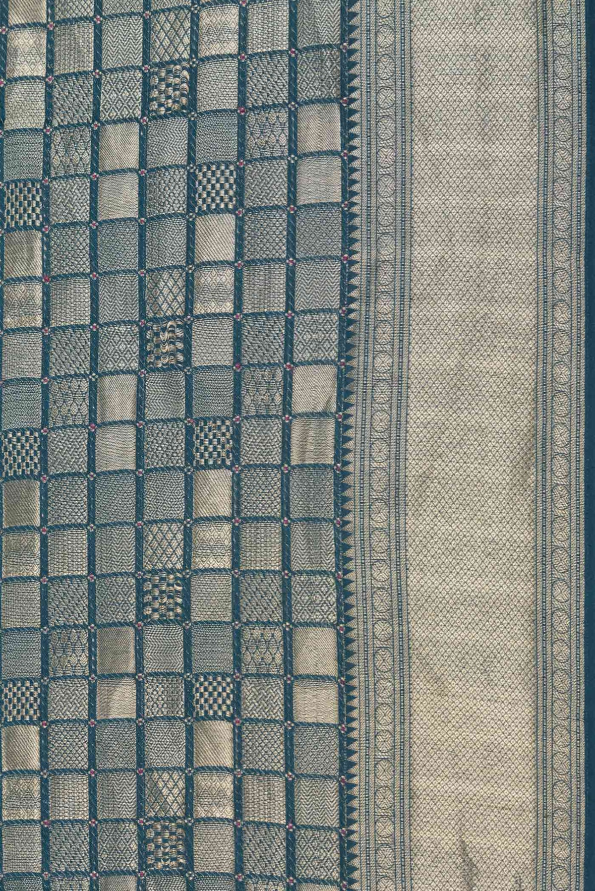 Border image of Sky Blue Dual Tone Mysore Georgette Saree with Zari Brocade on the body and Zari Border