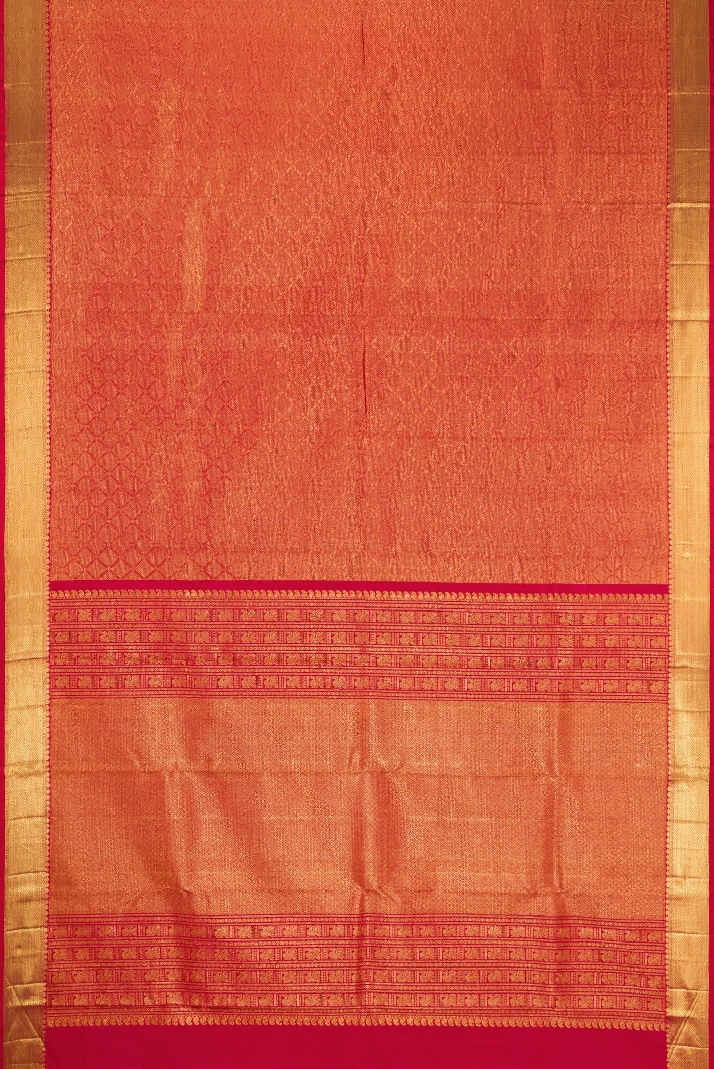 Flat view of Maroon Dual Tone Kanchipuram Silk Saree with Zari Brocade on the body and Zari Border. 