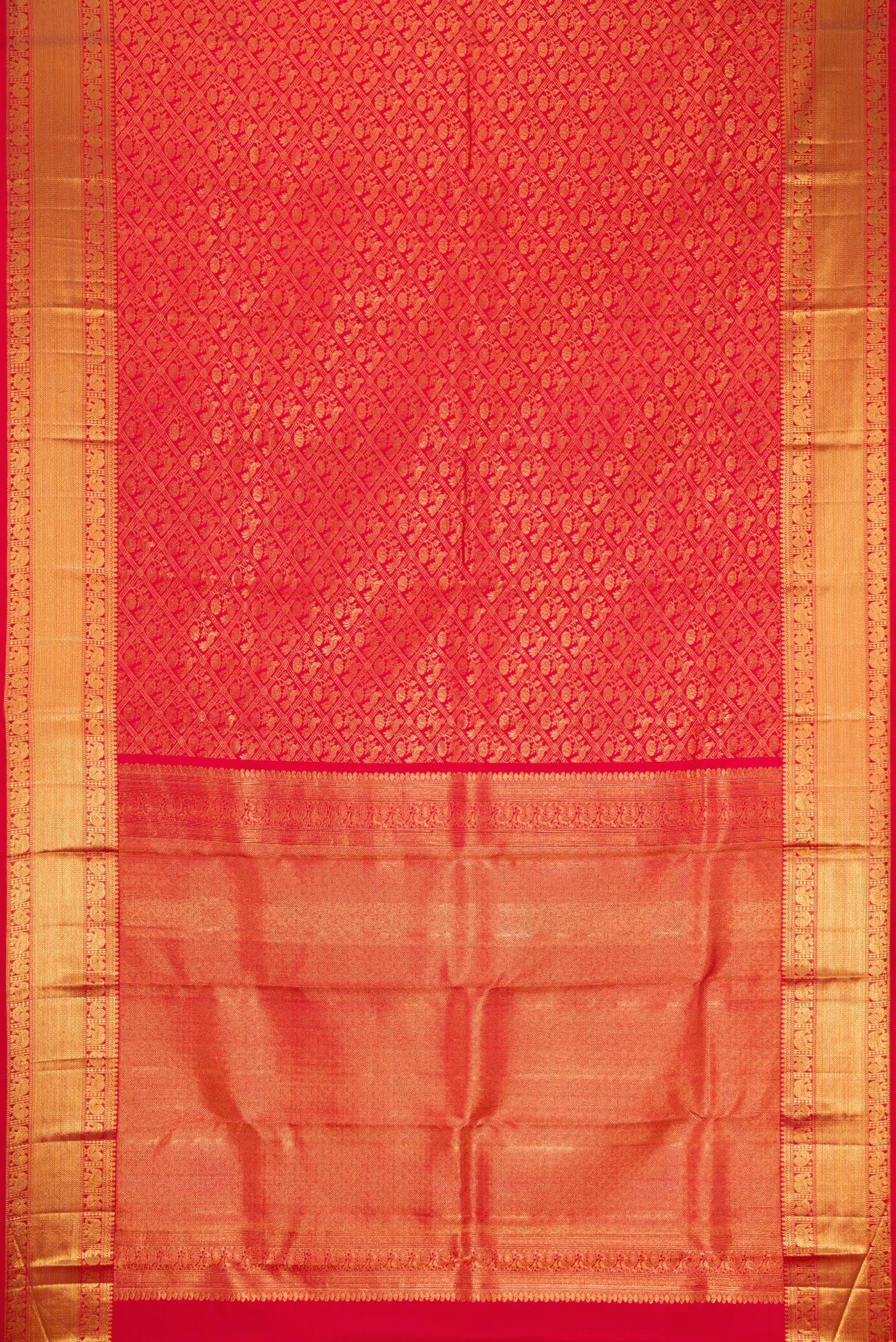 Flat view of Red Dual Tone Kanchipuram Silk Saree with Zari Brocade on the body and Zari Border. 