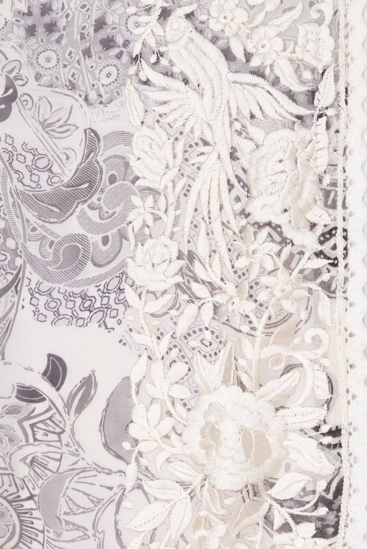 Border image of Grey Dual Tone Georgette SareePrinted design on the body and Embroidery Border
