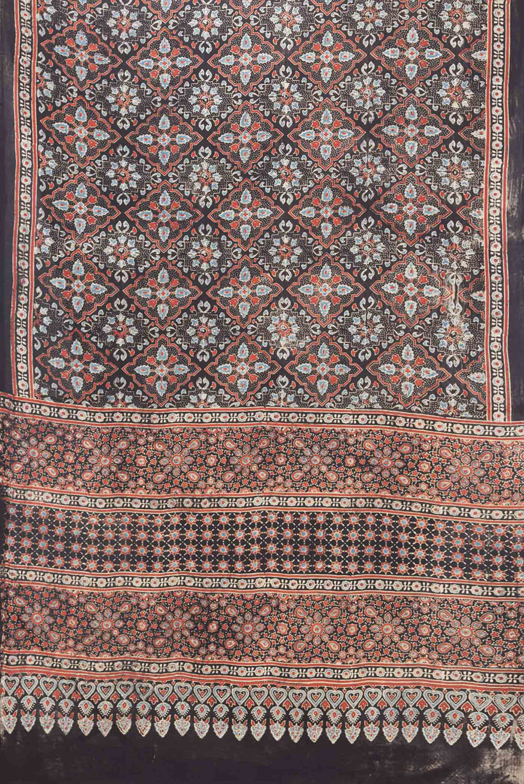 pallu body