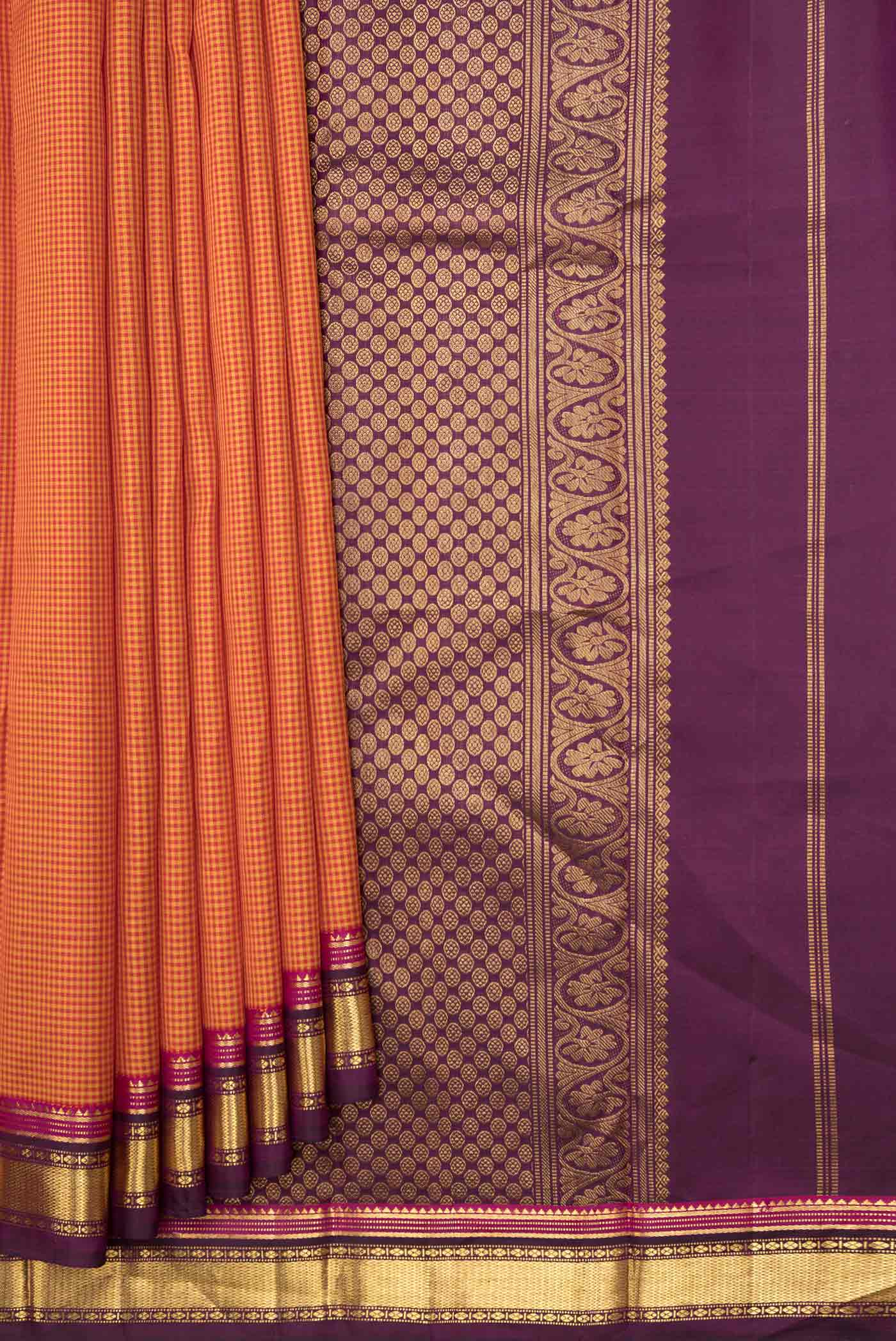 pleats pallu