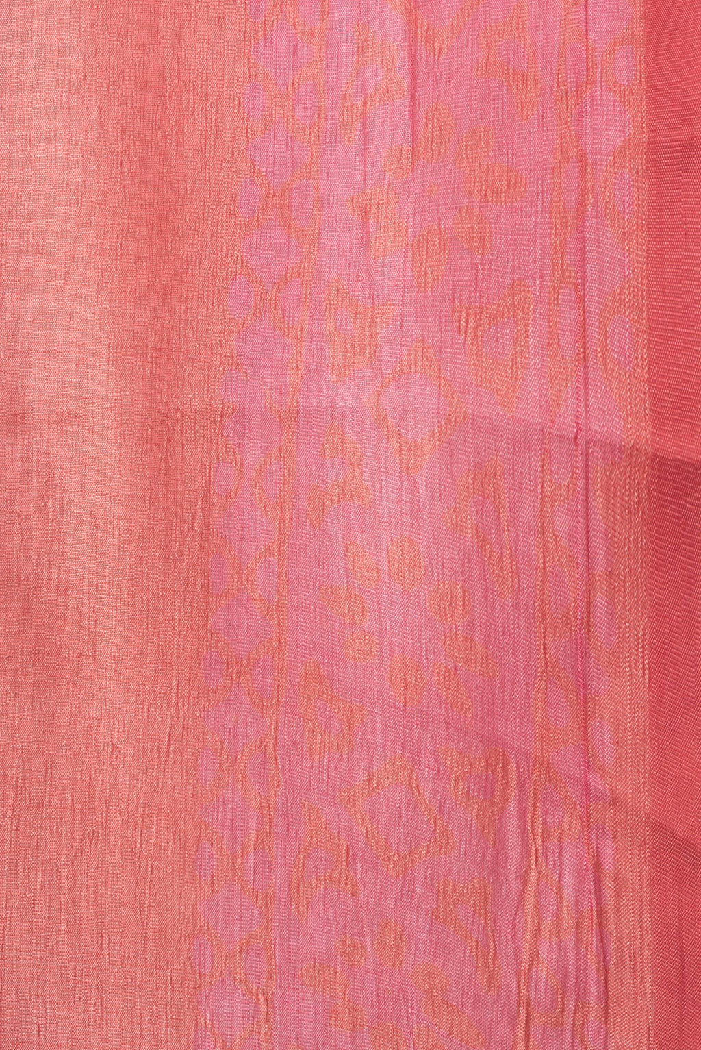 Border image of Dark Pink Dual Tone Tussar Silk Saree with Printed design on the body and Printed Border. 