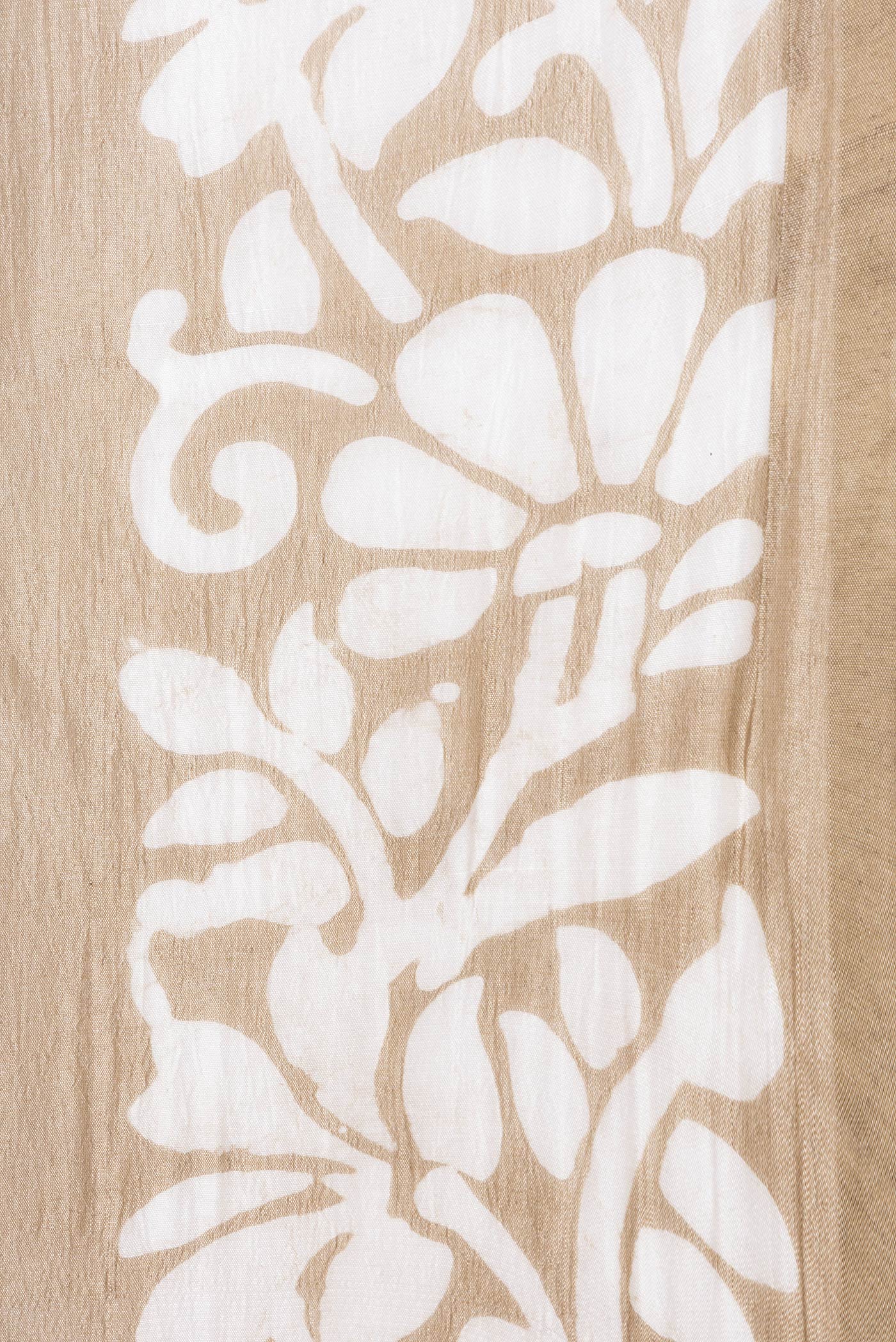 Border image of Beige Dual Tone Tussar Silk Saree with Printed design on the body and Printed Border. 