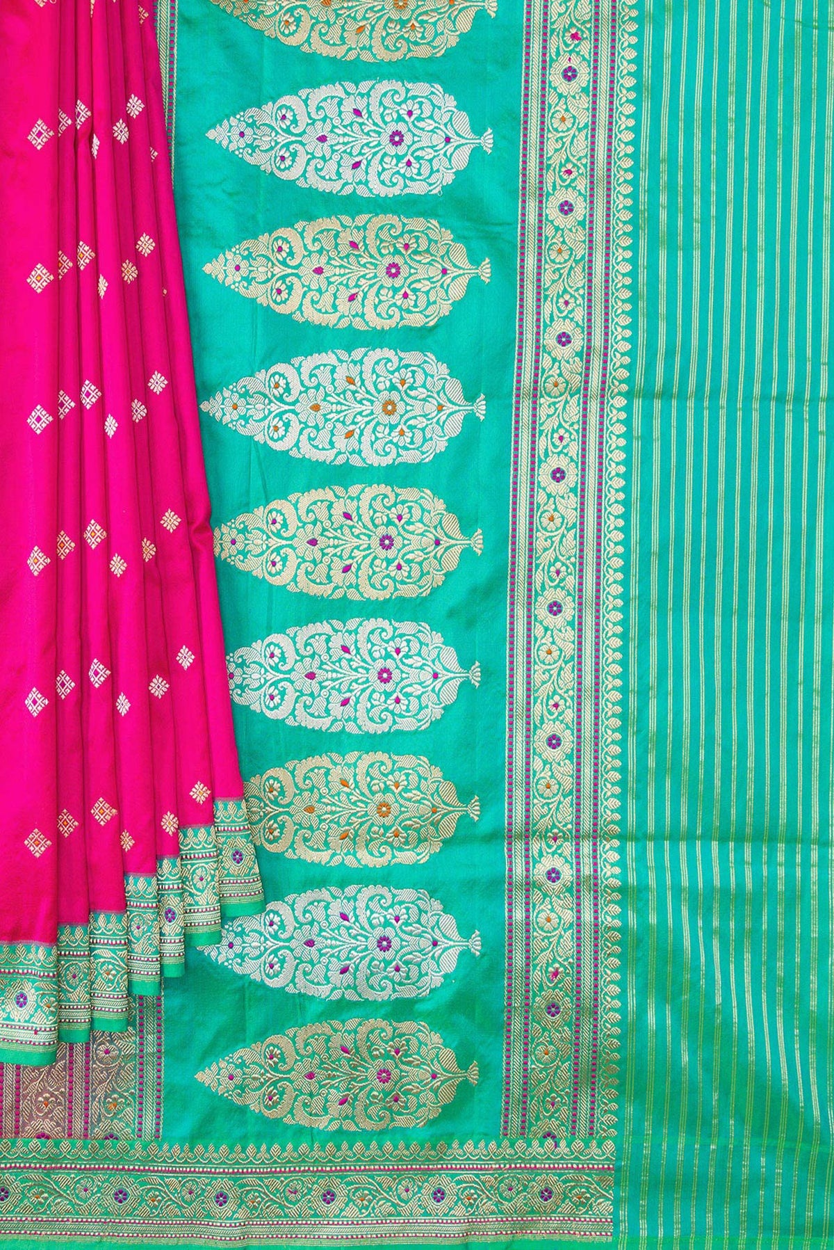 Pleats and pallu of Pink Dual Tone Banarasi Silk Saree with Zari Butta on the body and Zari Border. 