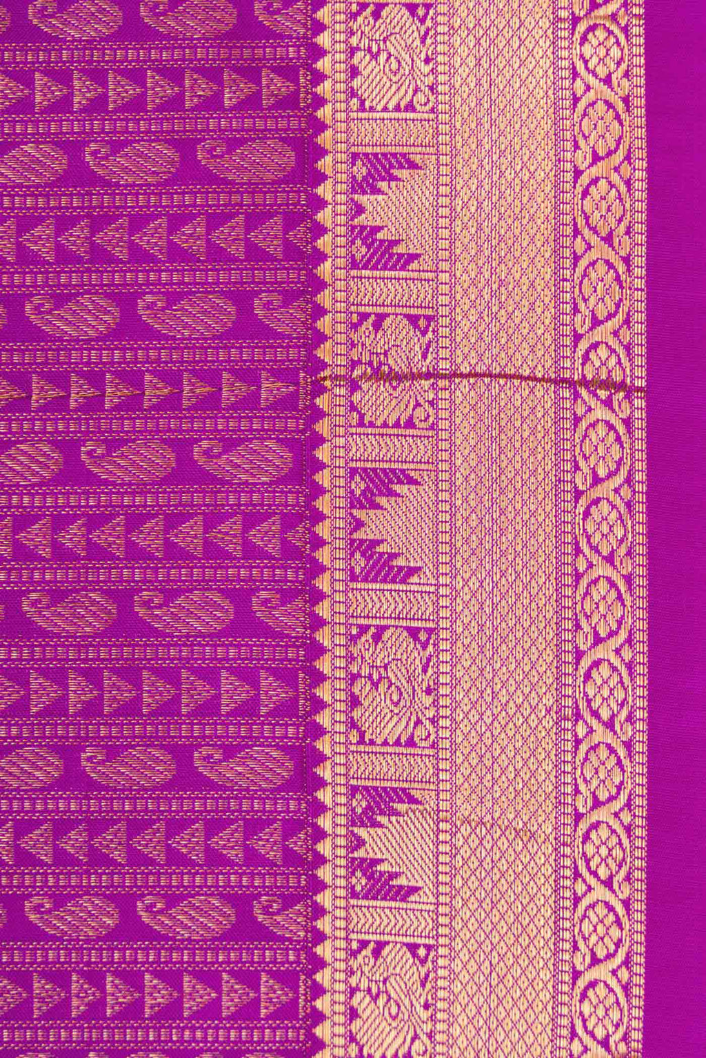 Border image of Purple Dual Tone Kanchipuram Silk Saree with Zari Brocade on the body and Zari Border