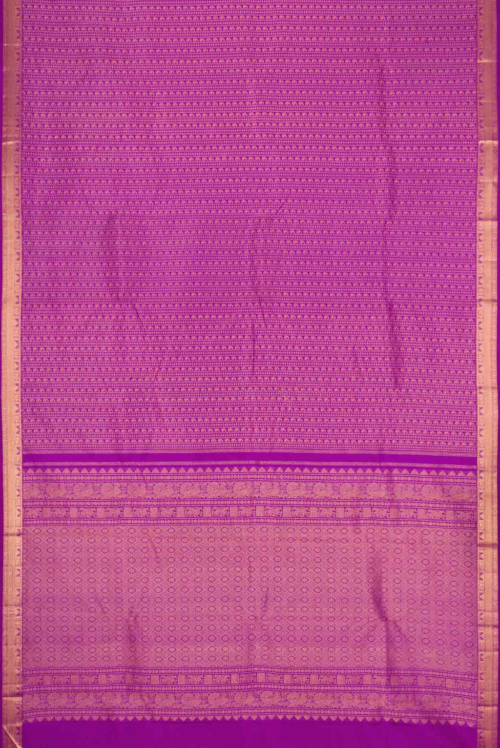 Flat view of Purple Dual Tone Kanchipuram Silk Saree with Zari Brocade on the body and Zari Border