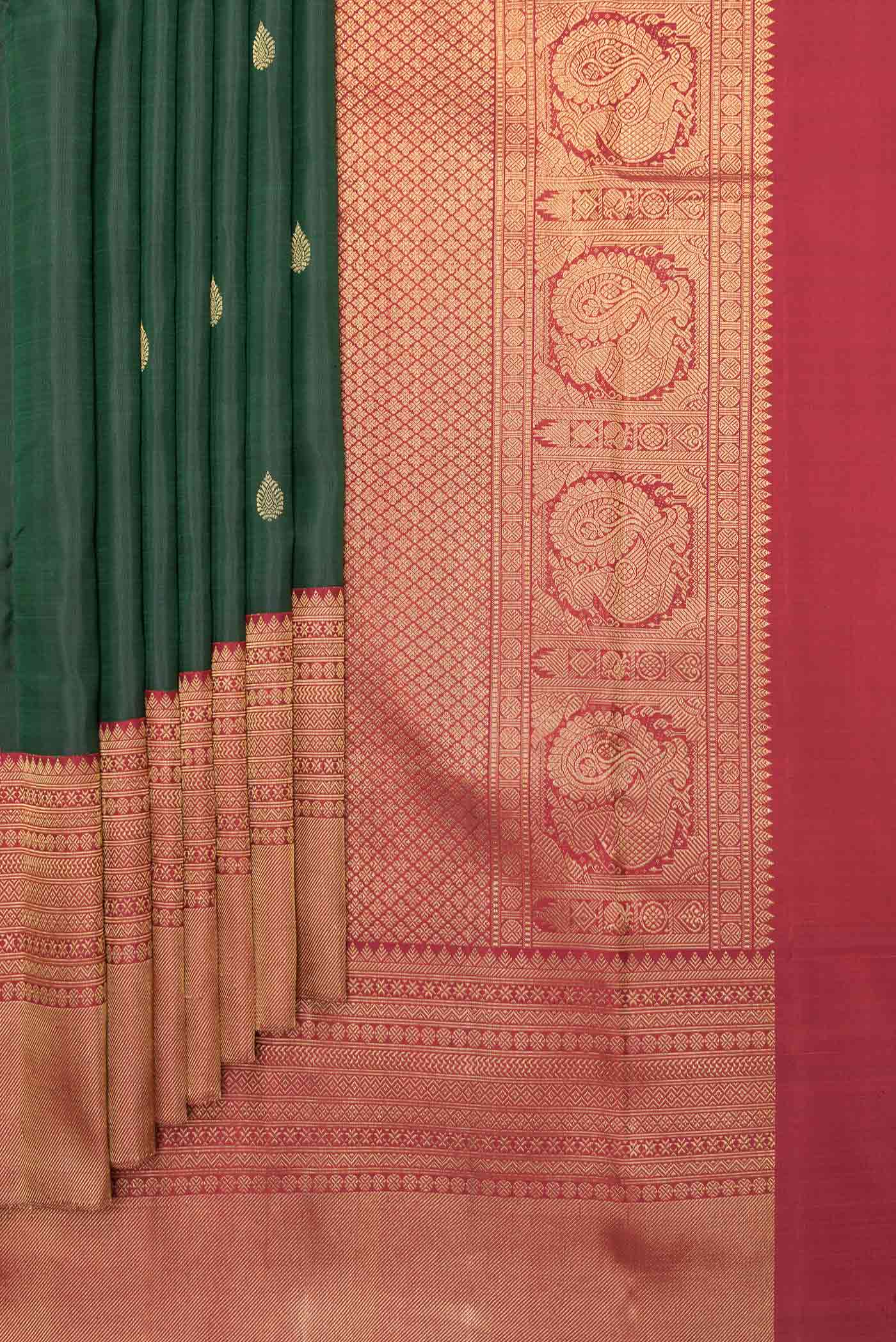 pleats pallu