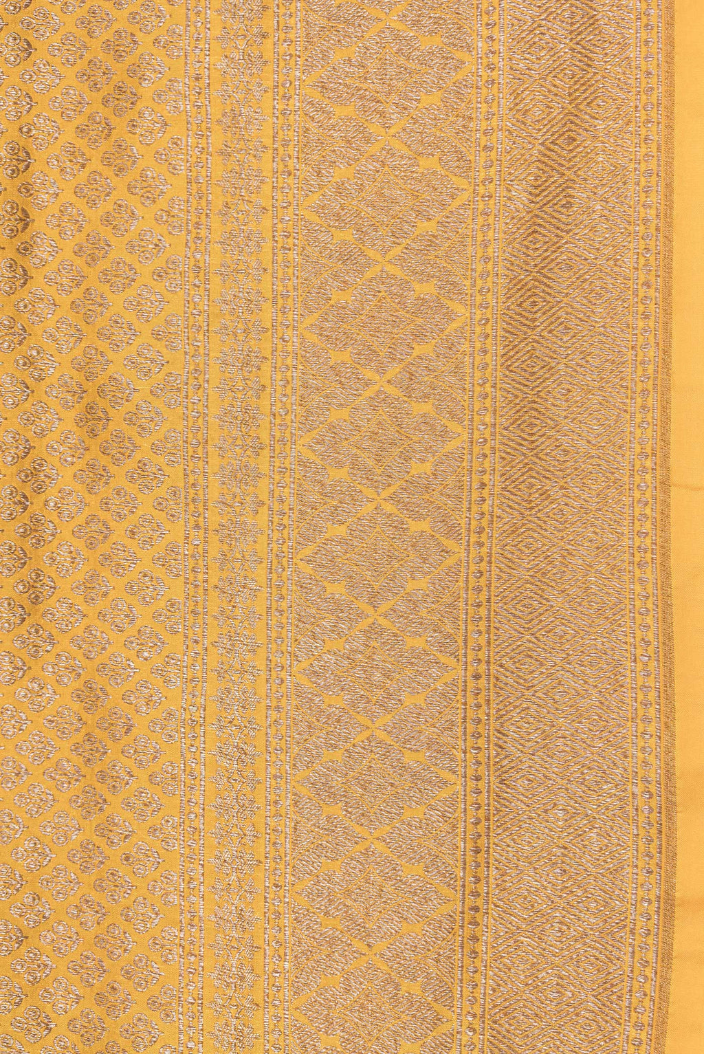 Border image of Yellow Dual Tone Banarasi Silk Saree with Zari Brocade on the body and Zari Border. 