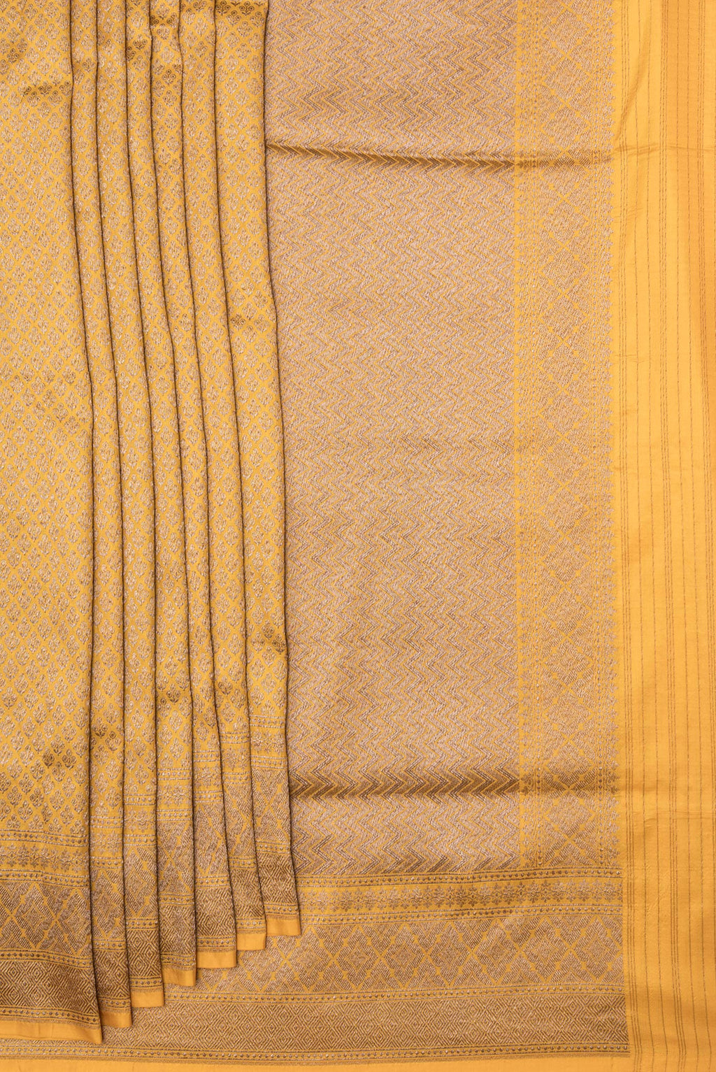 Pleats and pallu of Yellow Dual Tone Banarasi Silk Saree with Zari Brocade on the body and Zari Border. 