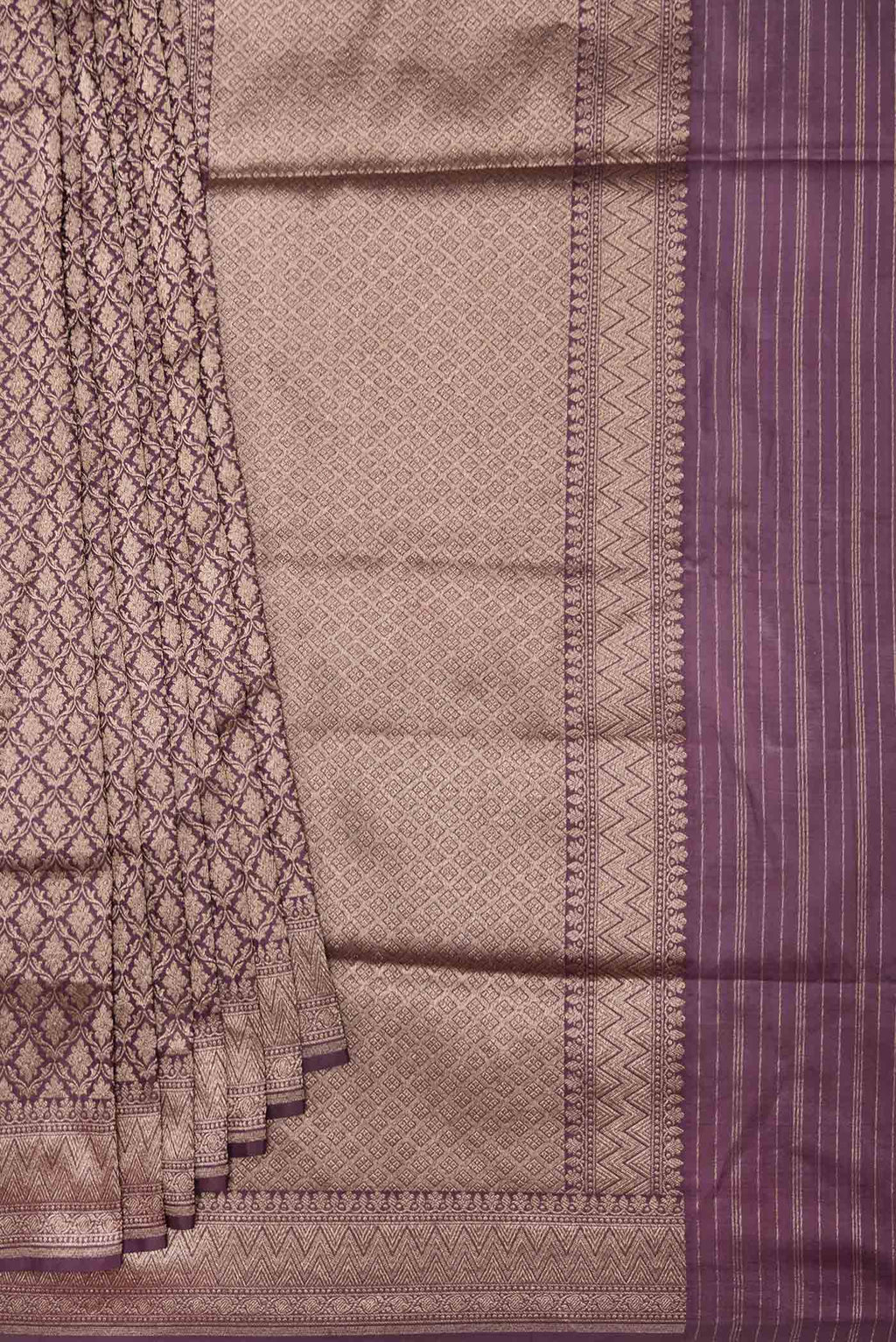 pleats pallu