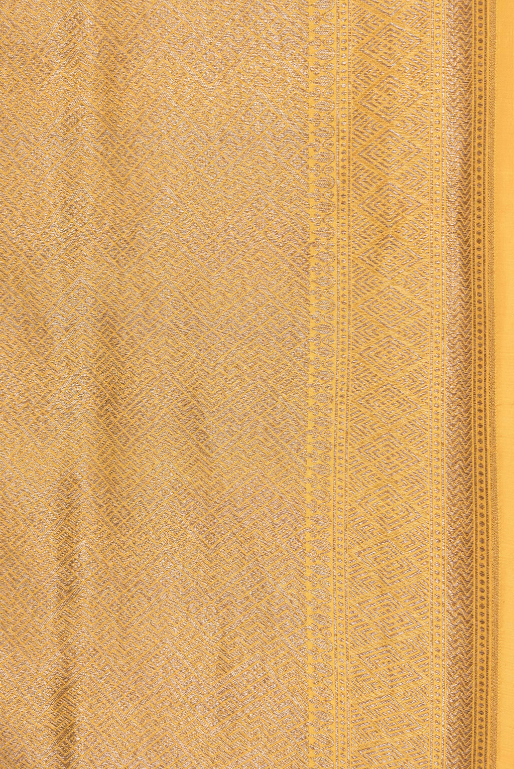 Border image of Yellow Dual Tone Banarasi Silk Saree with Zari Brocade on the body and Zari Border. 