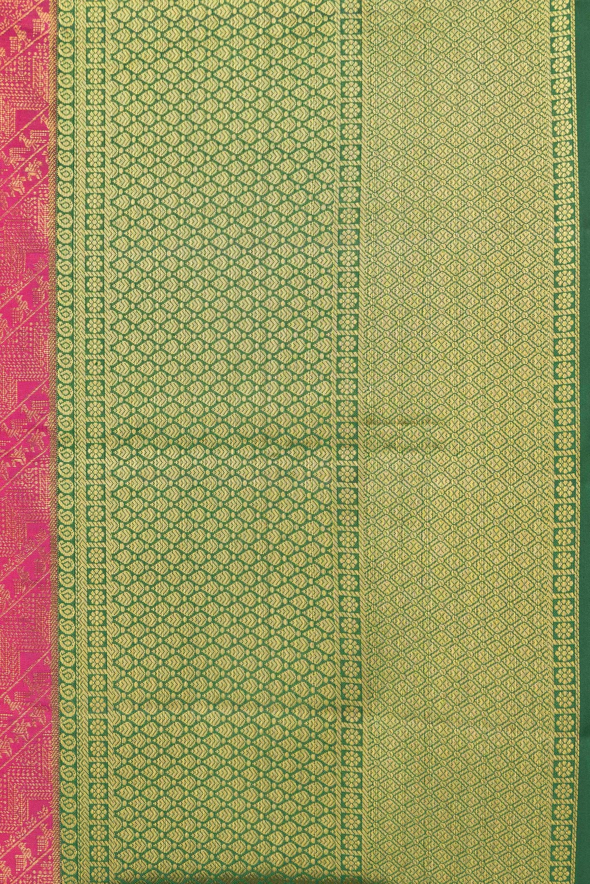 Border image of Pink Dual Tone Kanchipuram Silk Saree with Zari Brocade on the body and Zari Border. 