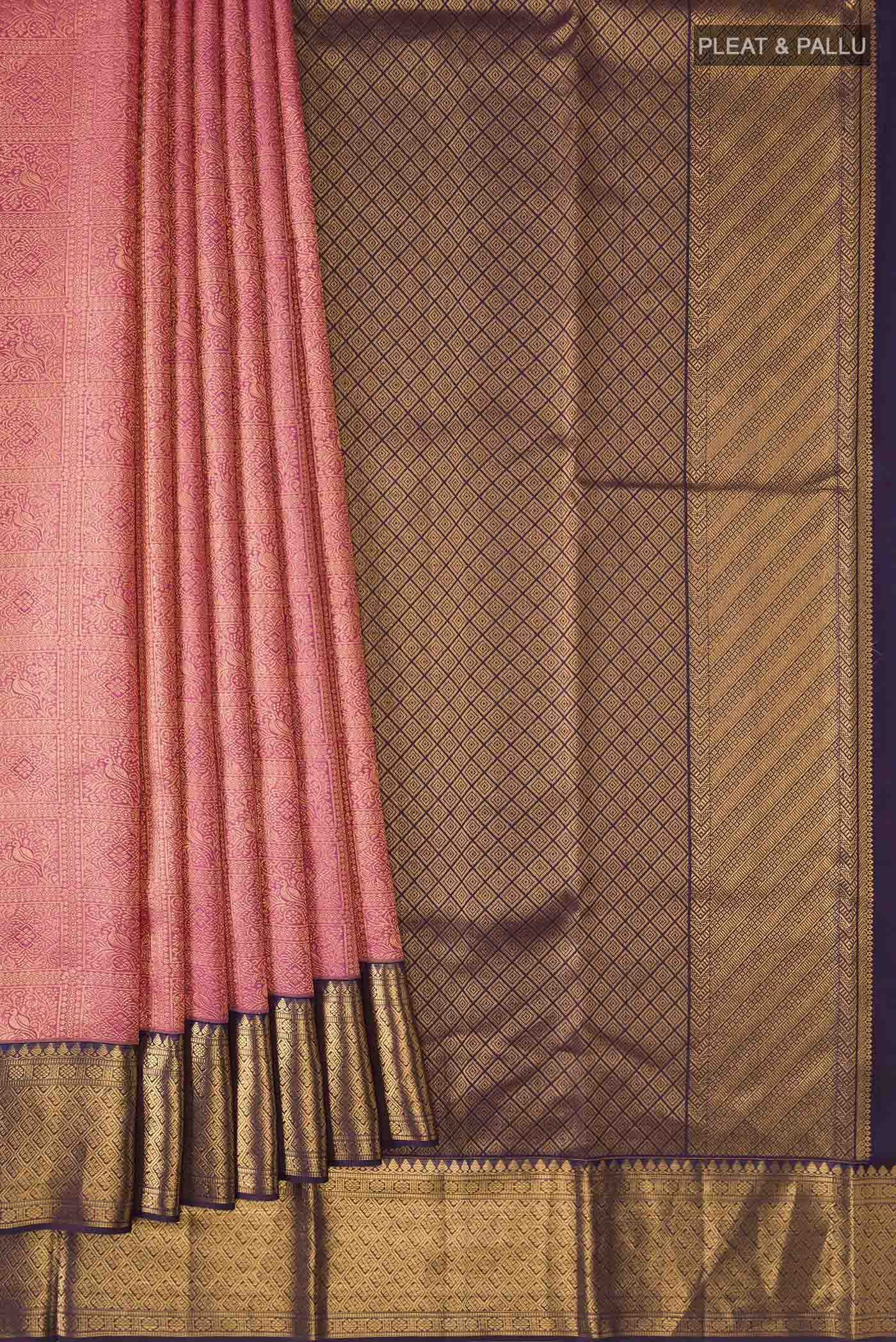 pleats pallu