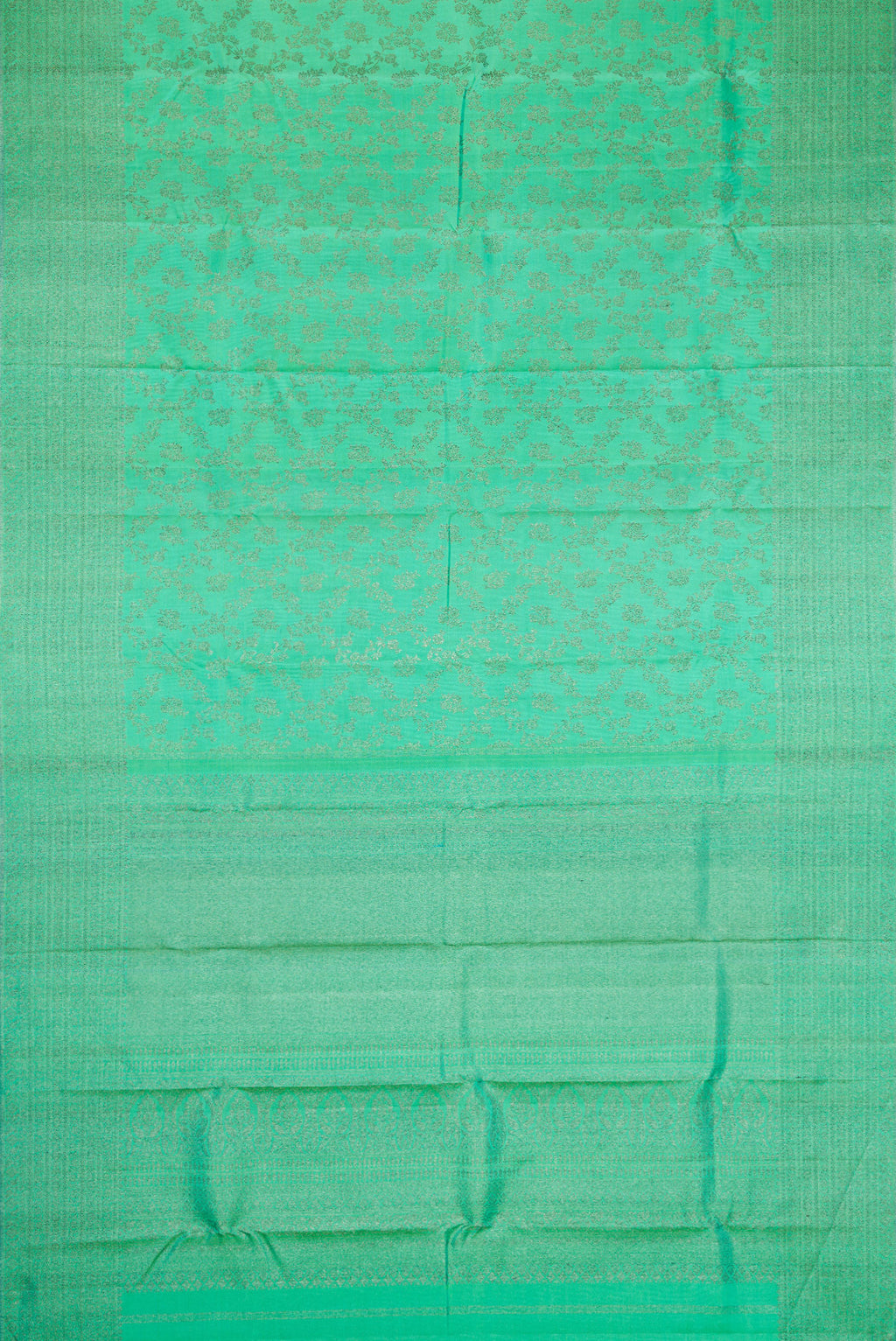 Flat view of Sea Green Dual Tone Kanjivaram Silk Saree with Zari Brocade on the body and Zari Border. 