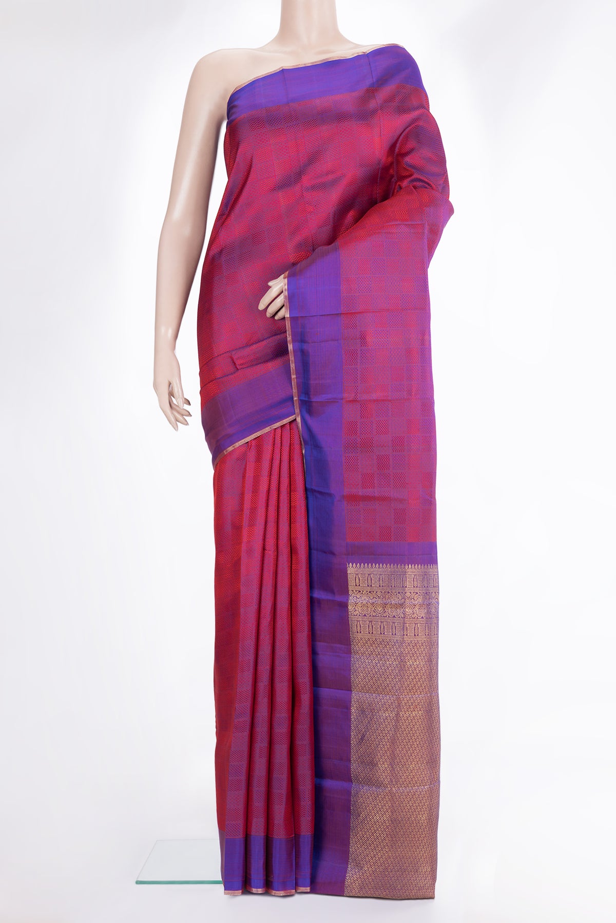 Pure Silk Purple Dual Tone Kanchipuram Saree with Jacquard design on the body and Thread Border.  displayed on a mannequin
