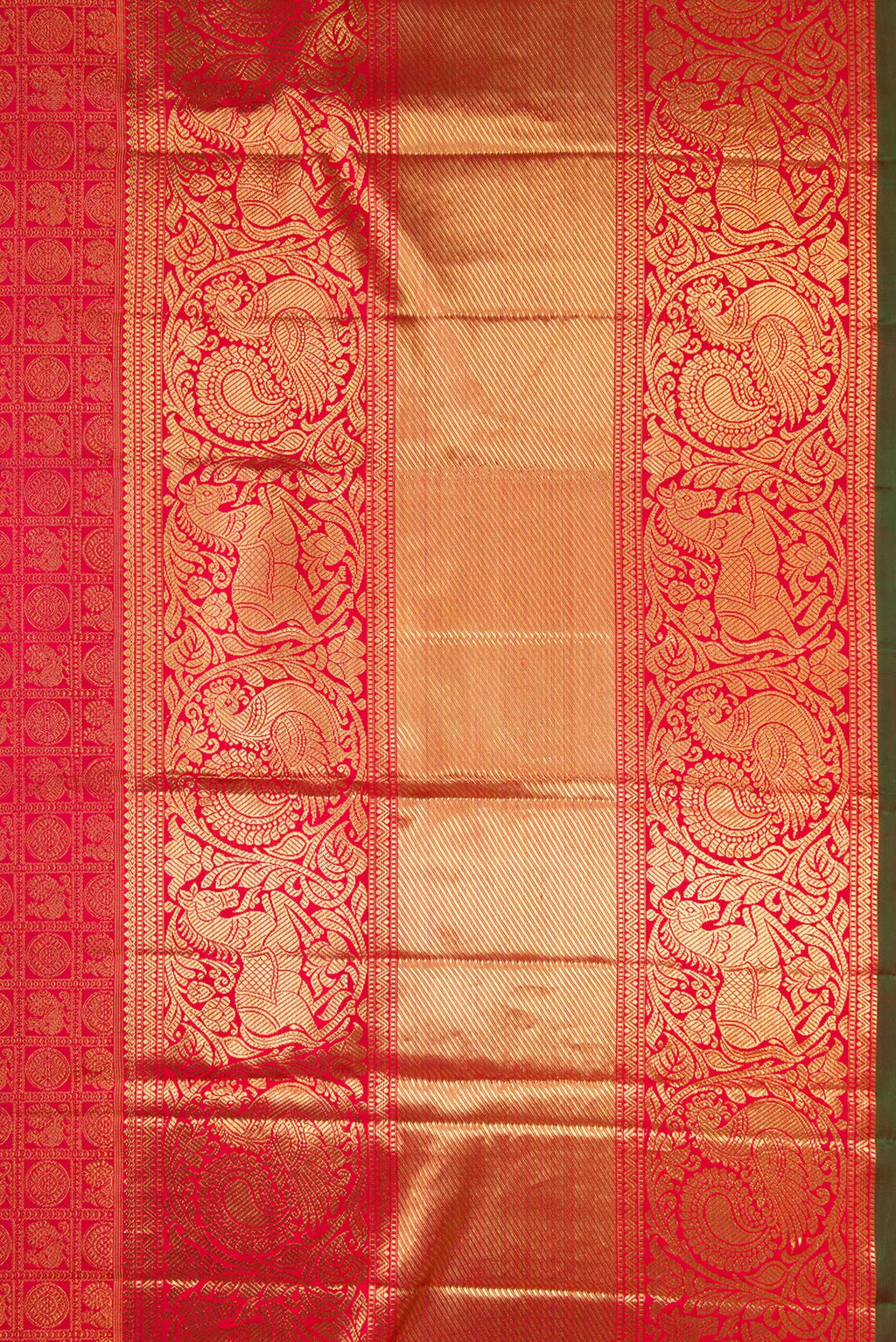 Border image of Pure Silk Pure Zari Maroon Dual Tone Kanjivaram Saree with Zari Brocade on the body and Fancy Border. 