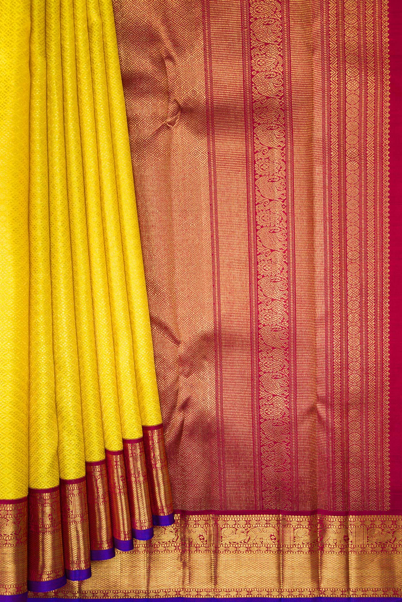 Pleats and pallu of Pure Silk Pure Zari Yellow Dual Tone Kanjivaram Saree with Zari Brocade on the body and Zari Border. 