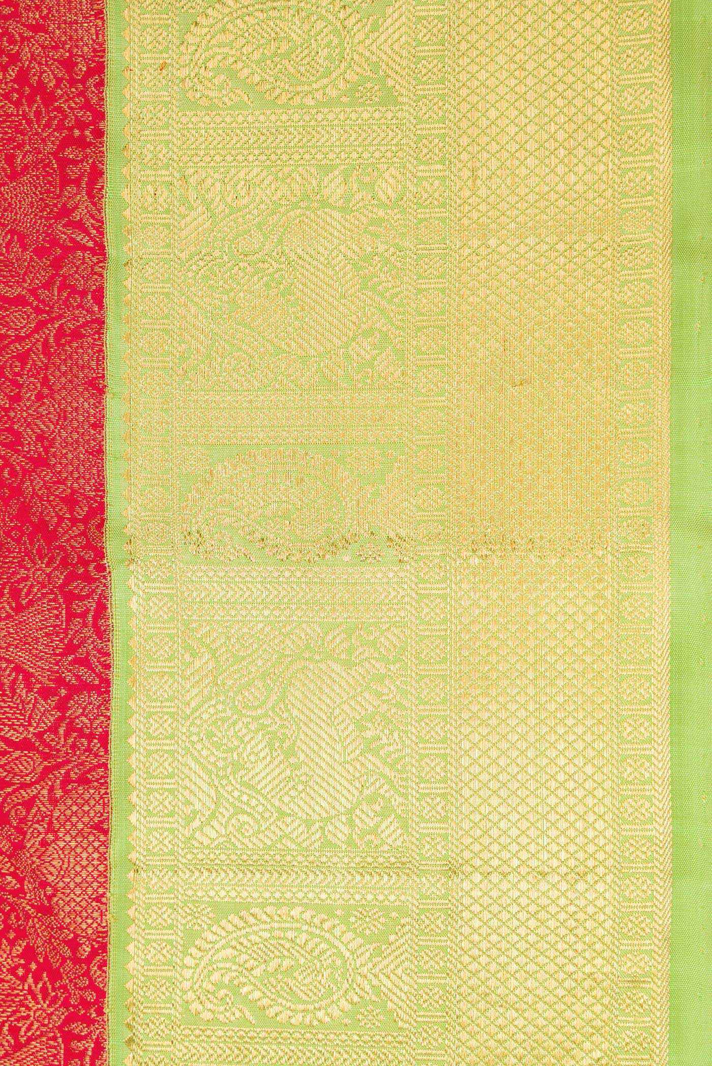 Border image of Pure Silk Pure Zari Red Dual Tone Kanjivaram Saree with Zari Brocade on the body and Zari Border. 