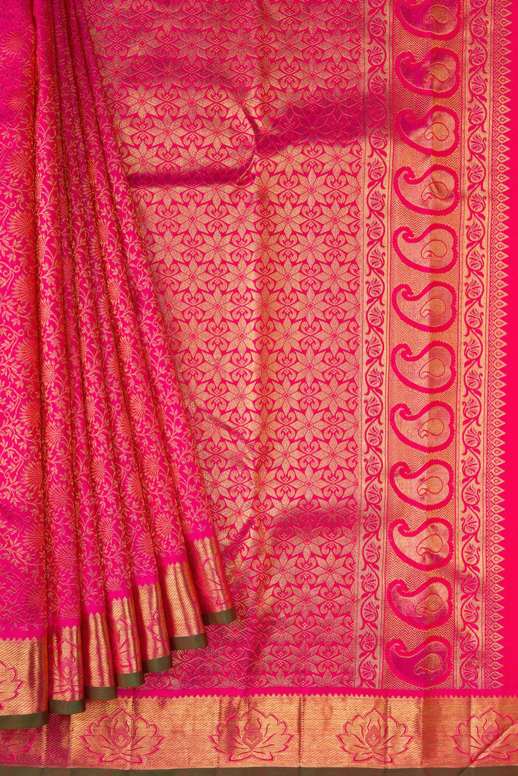 Pleats and pallu of Pure Silk Pure Zari Pink Dual Tone Kanjivaram Saree with Zari Brocade on the body and Zari Border. 