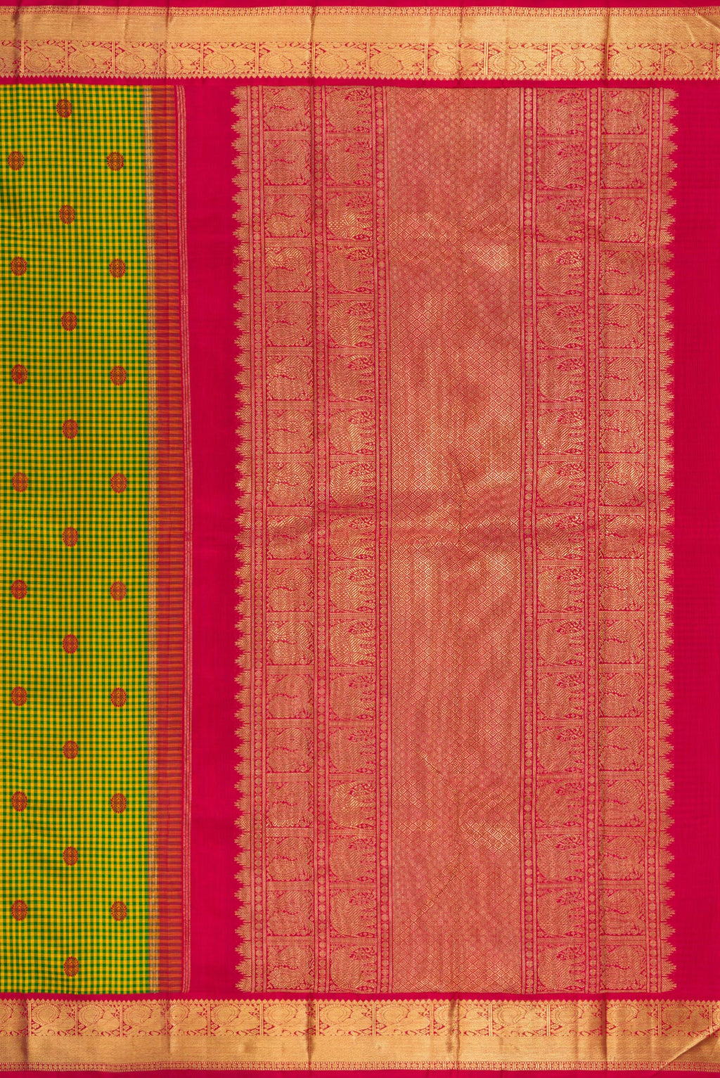 Close up image of the pallu of Pure Silk Pure Zari Green Kanjivaram Saree with Checked design on the body and Zari Border. 