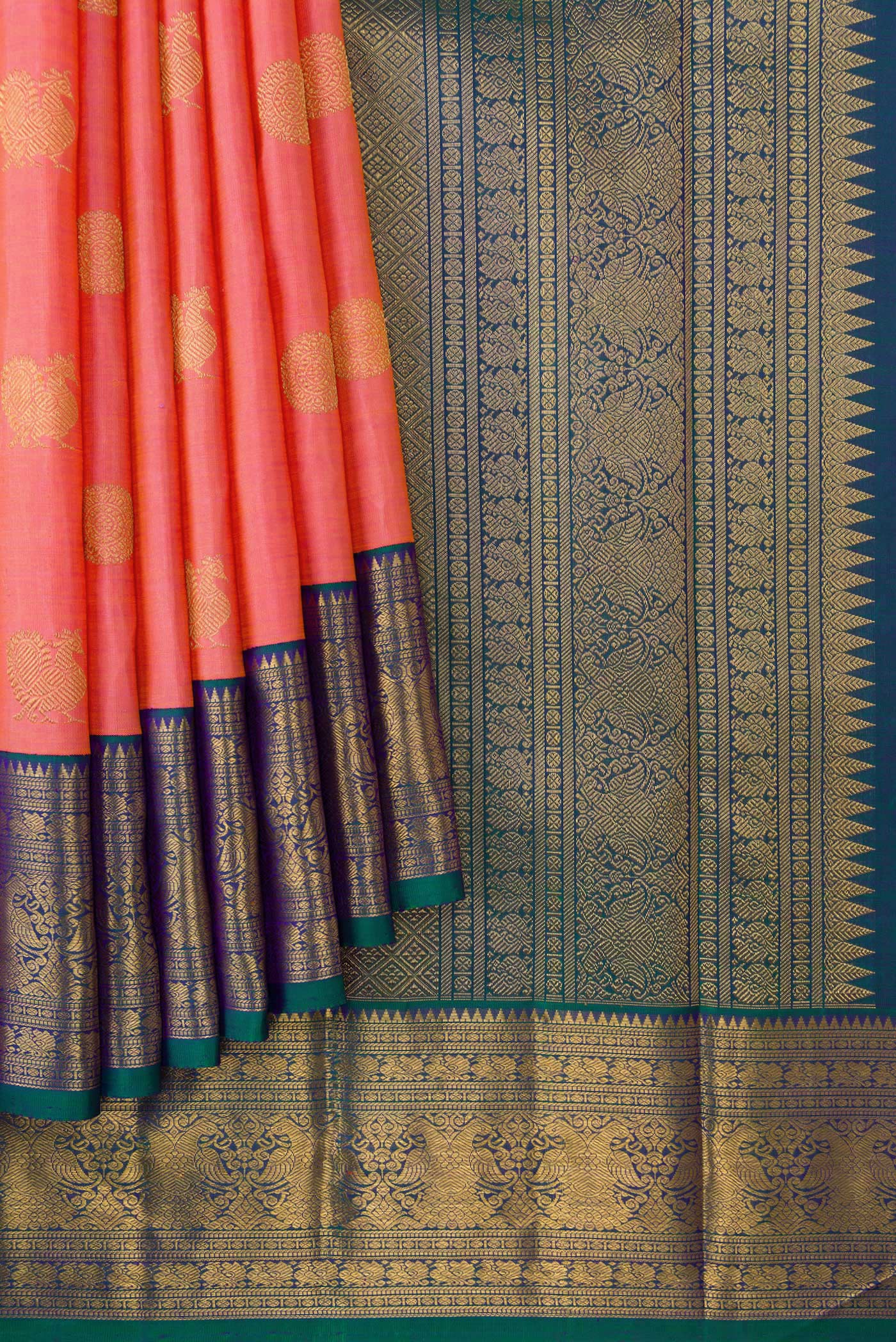 Pleats and pallu of Pure Silk Pure Zari Pink Dual Tone Kanjivaram Saree with Zari Butta on the body and Zari Border. 