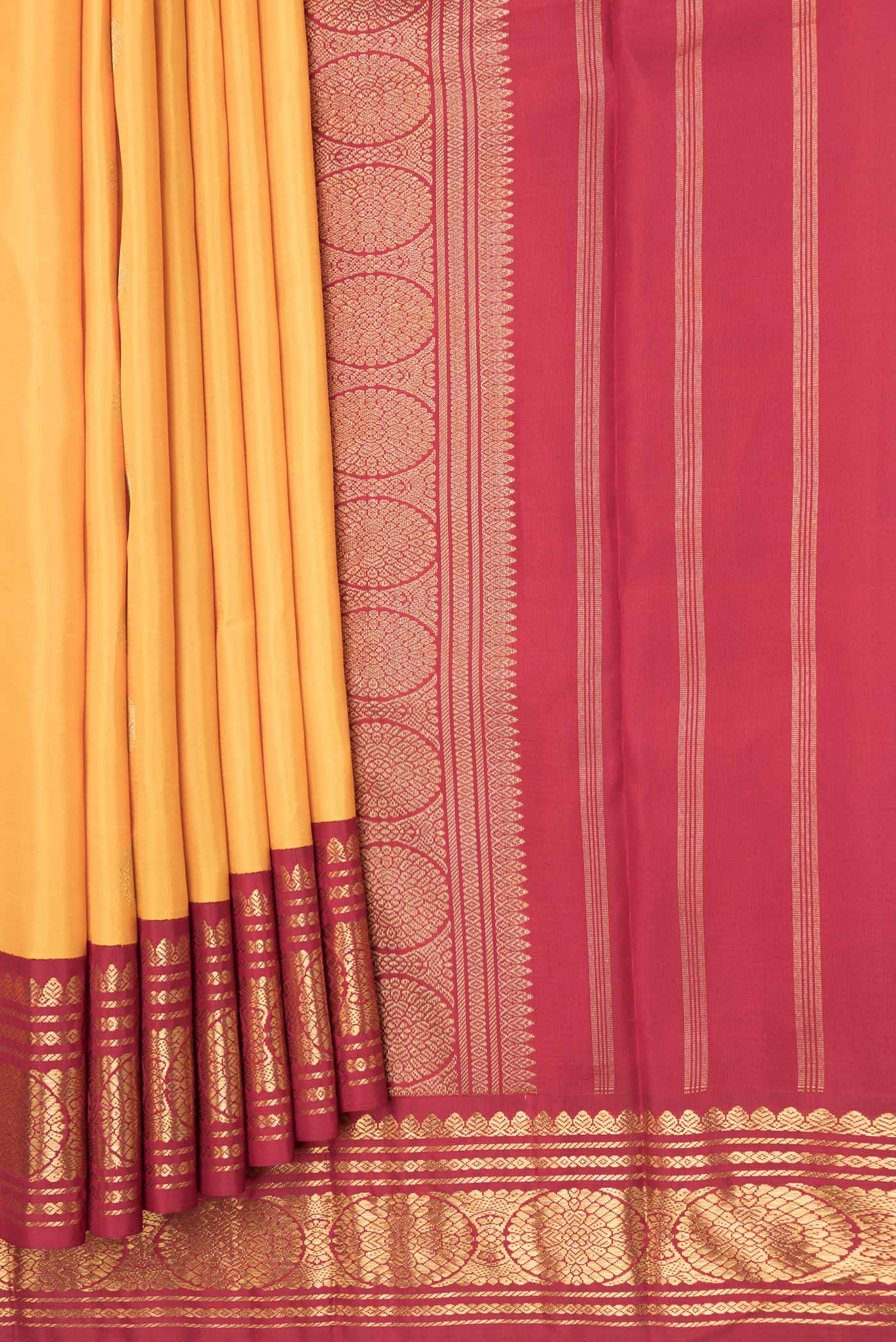 pleats pallu