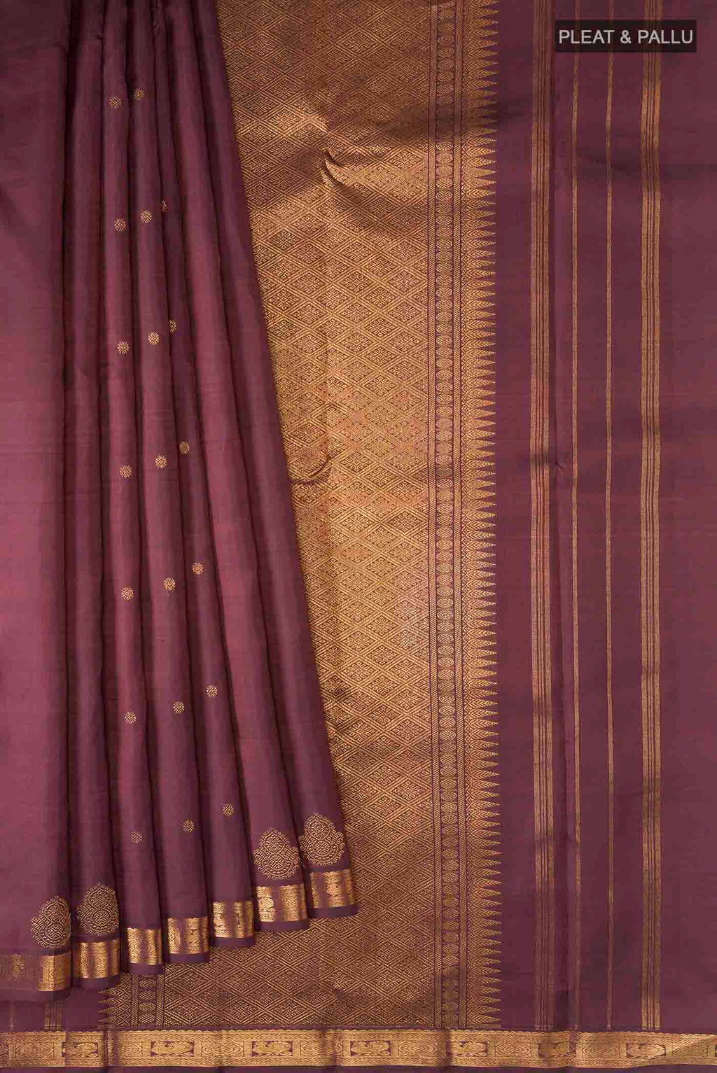 pleats pallu