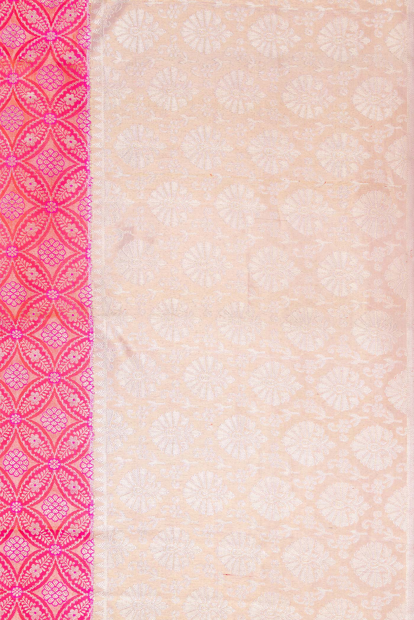 Border image of Pink Dual Tone Kanjivaram Silk Saree with Zari Brocade on the body and Zari Border. 