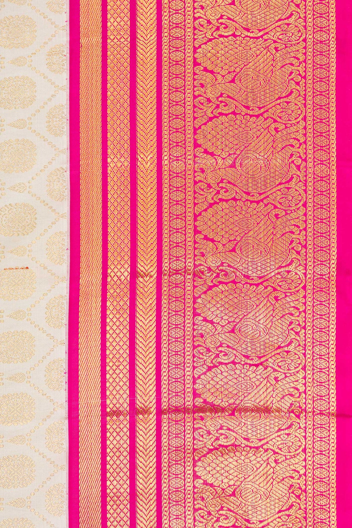 Border image of Off White Dual Tone Kanchipuram Silk Saree with Zari Brocade on the body and Zari Border. 