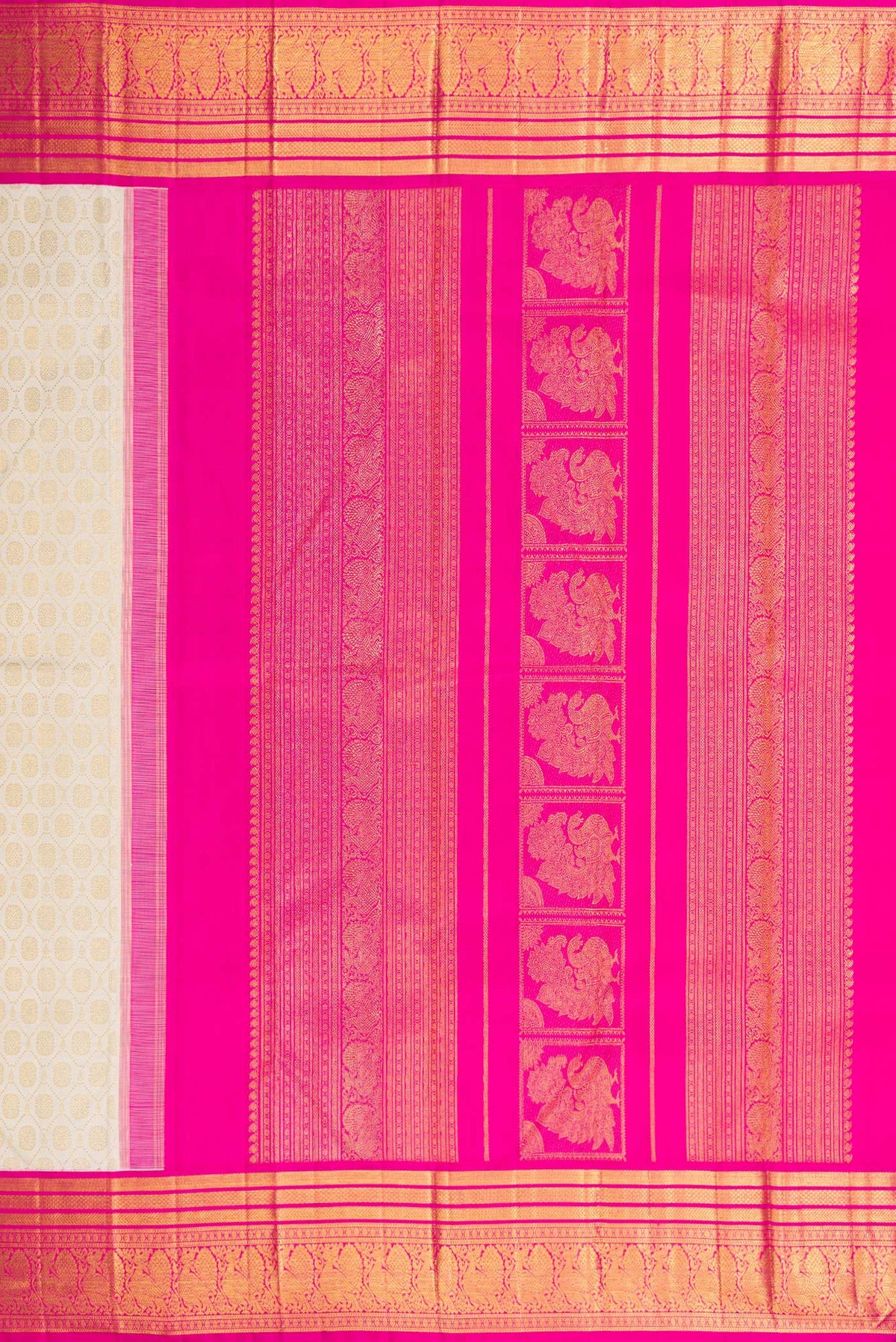 Close up image of the pallu of Off White Dual Tone Kanchipuram Silk Saree with Zari Brocade on the body and Zari Border. 