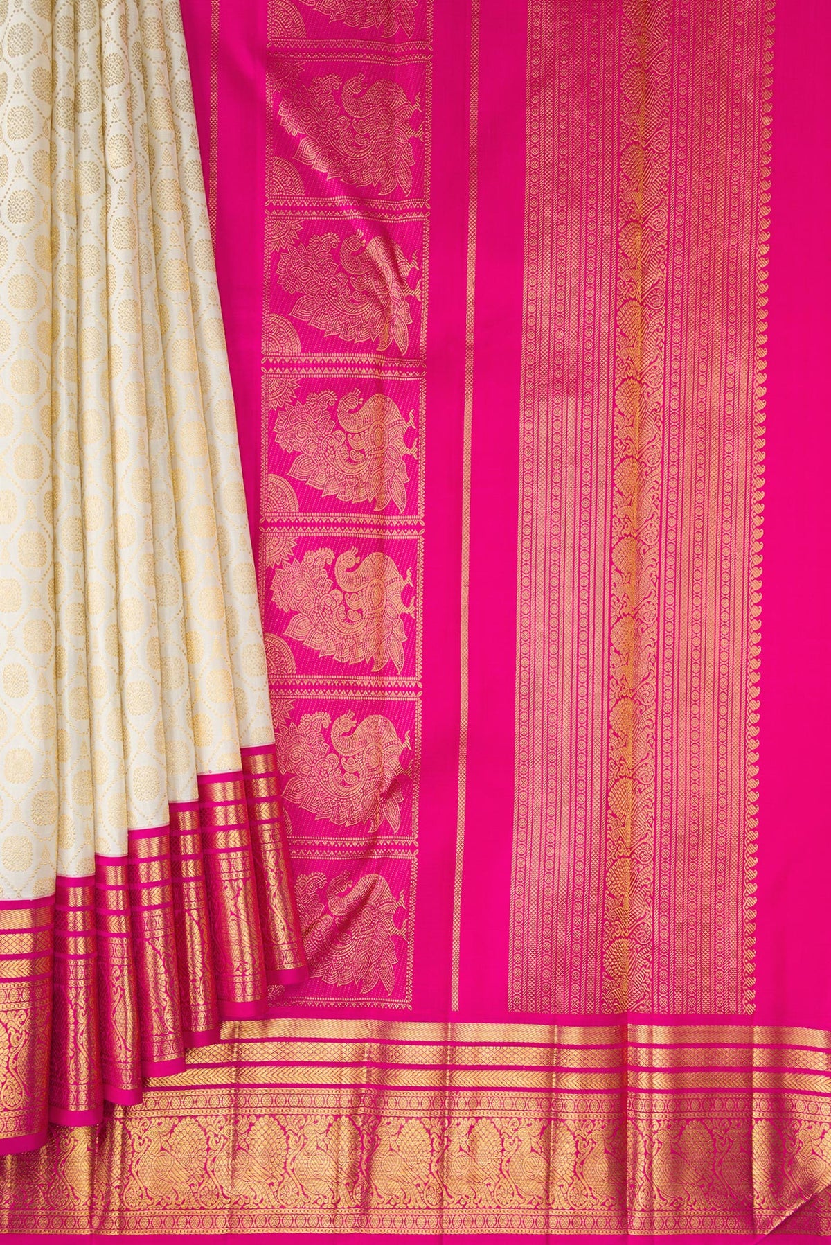 Pleats and pallu of Off White Dual Tone Kanchipuram Silk Saree with Zari Brocade on the body and Zari Border. 