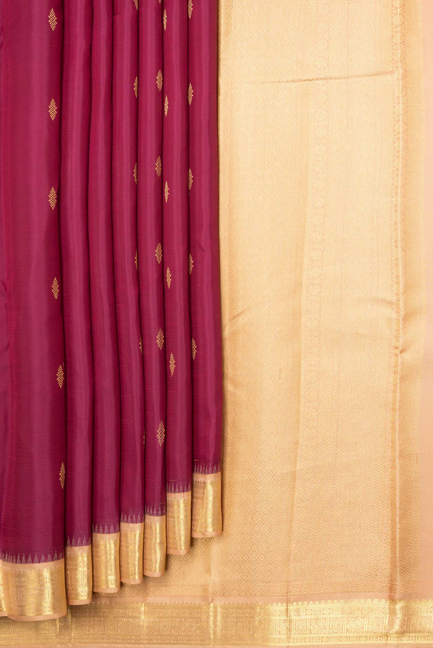 pleats pallu