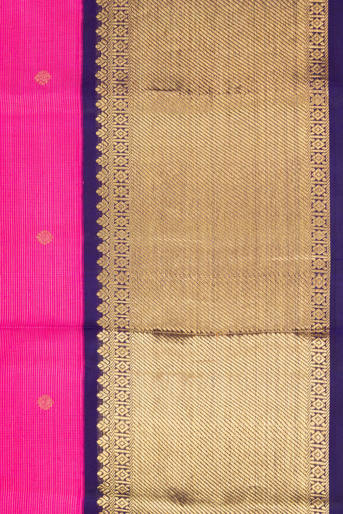 Border image of Pure Silk Pure Zari Pink Dual Tone Kanjivaram Saree with Zari Butta on the body and Zari Border. 