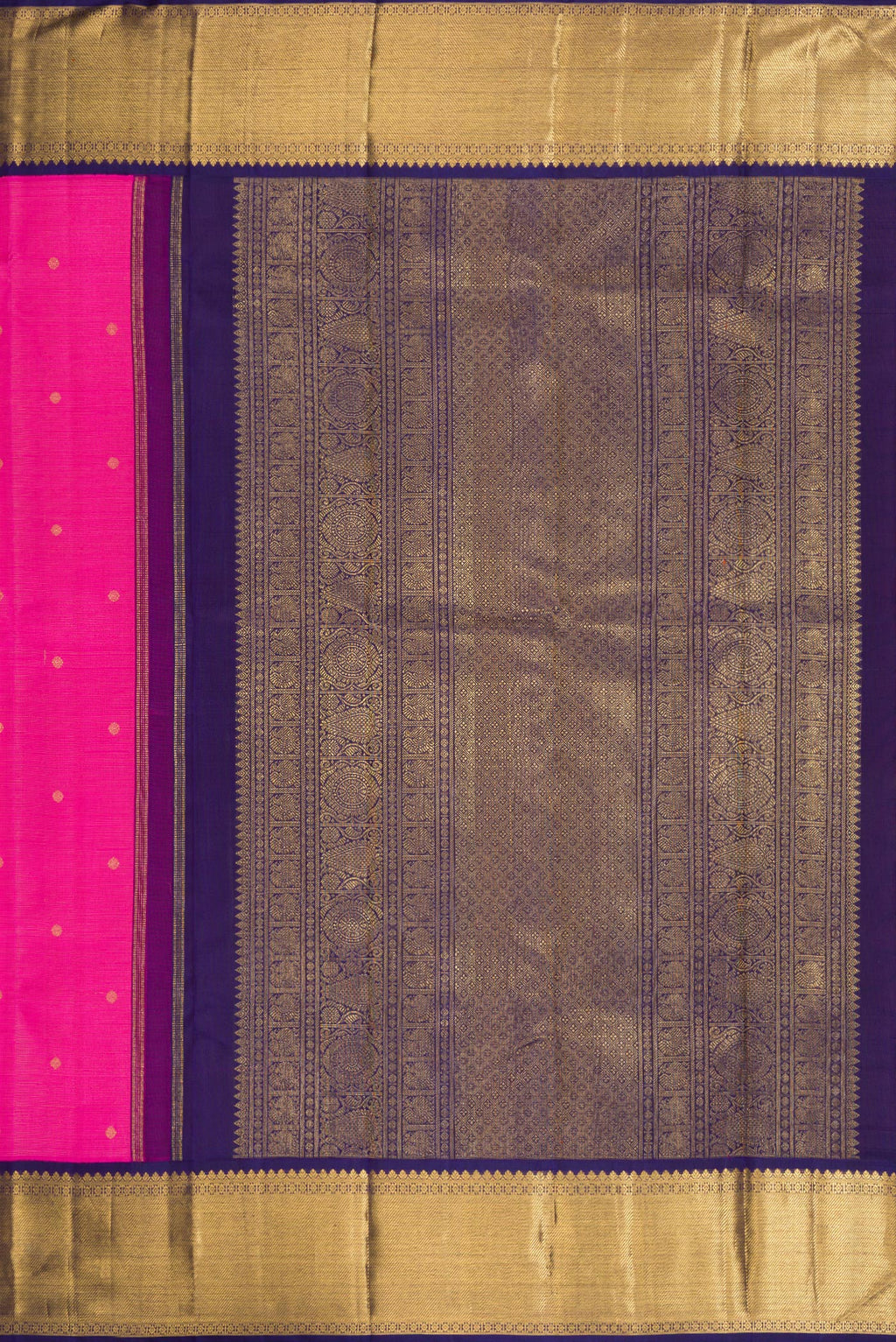 Close up image of the pallu of Pure Silk Pure Zari Pink Dual Tone Kanjivaram Saree with Zari Butta on the body and Zari Border. 