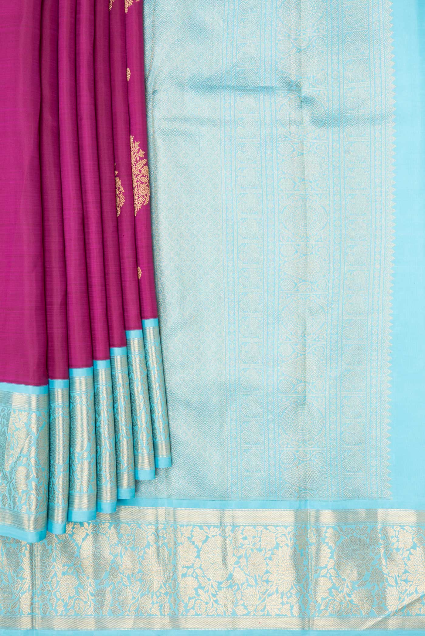 pleats pallu