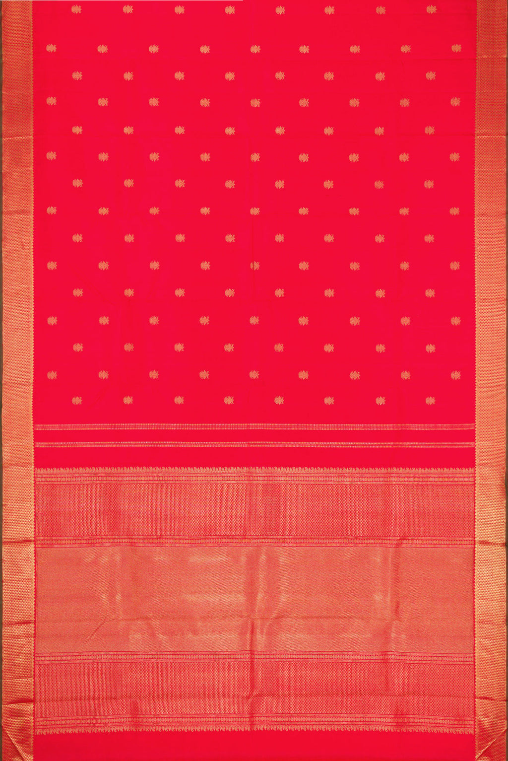 Flat view of Red Dual Tone Kanchipuram Silk Saree with Zari Butta on the body and Zari Border. 