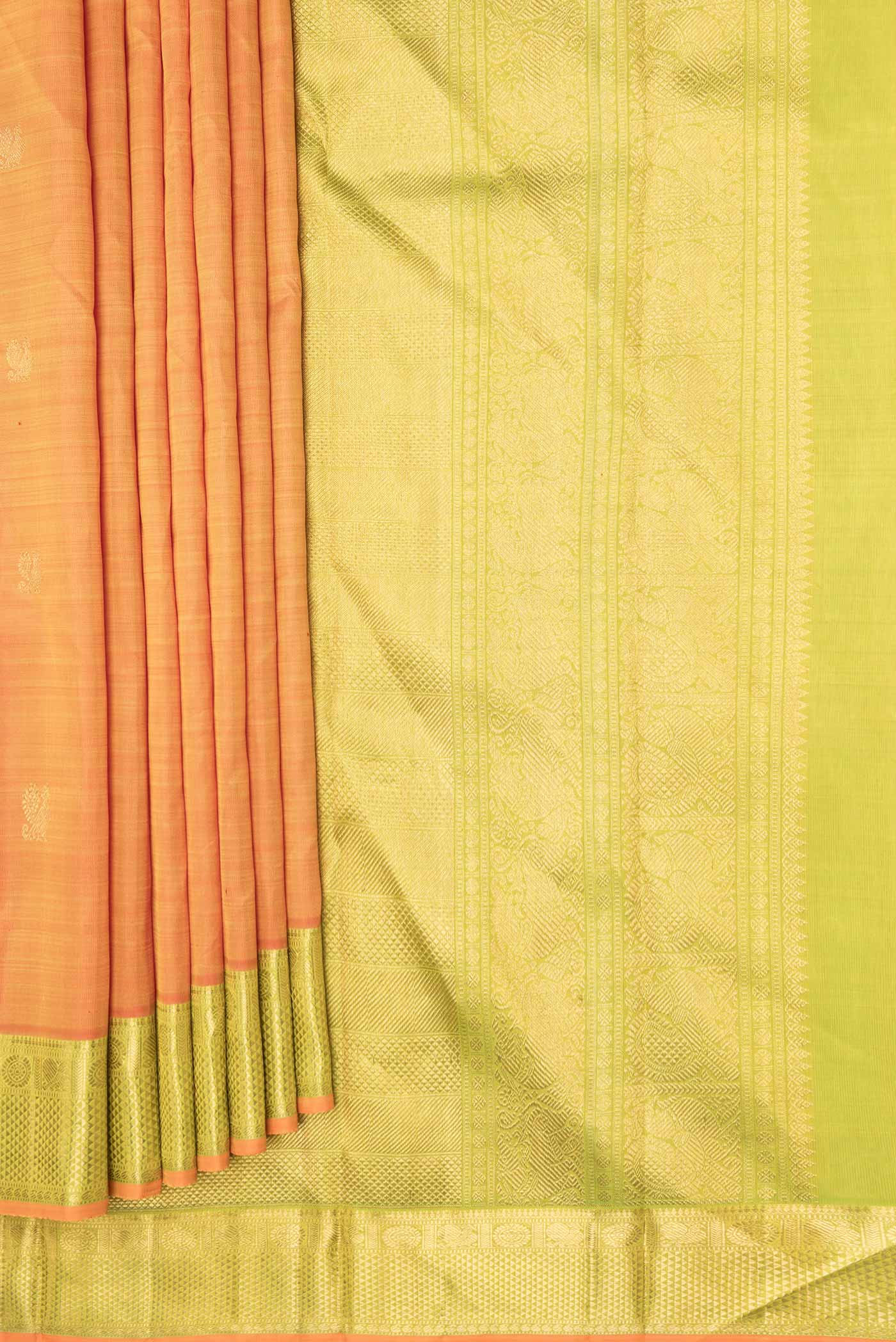 pleats pallu