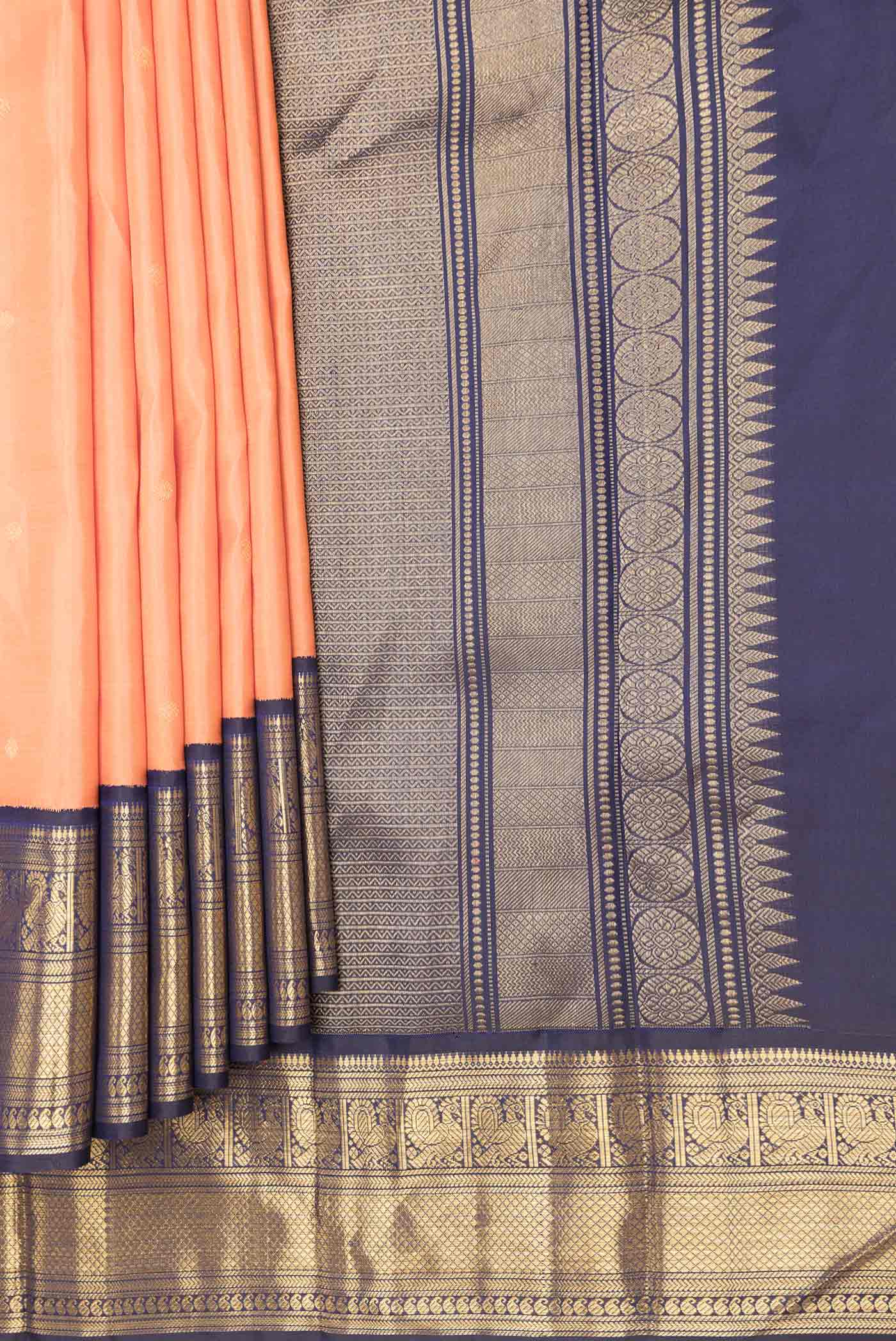 pleats pallu