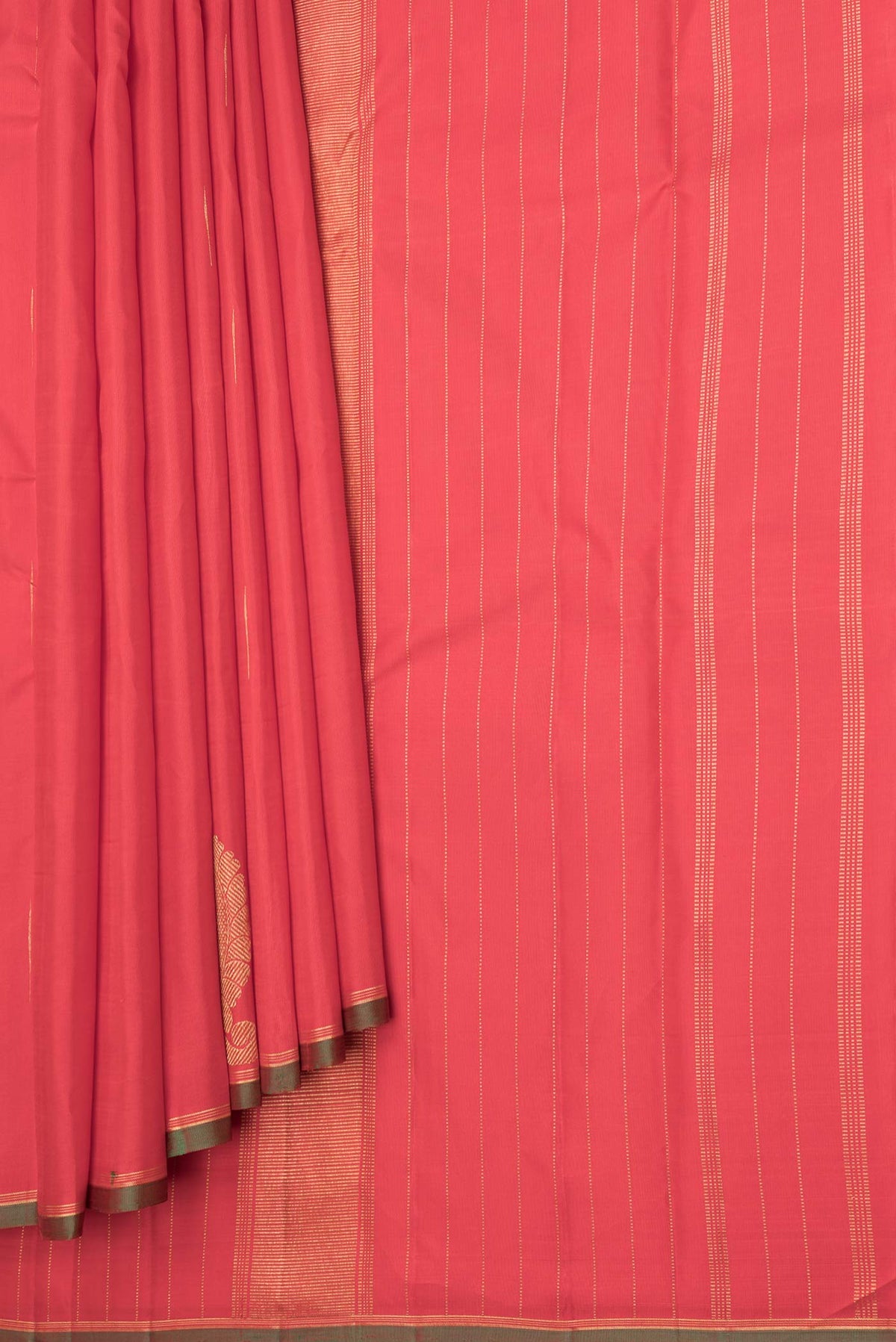 Pleats and pallu of Pure Silk Pure Zari Red Dual Tone Kanchipuram Saree with Zari Butta on the body and Fancy Border