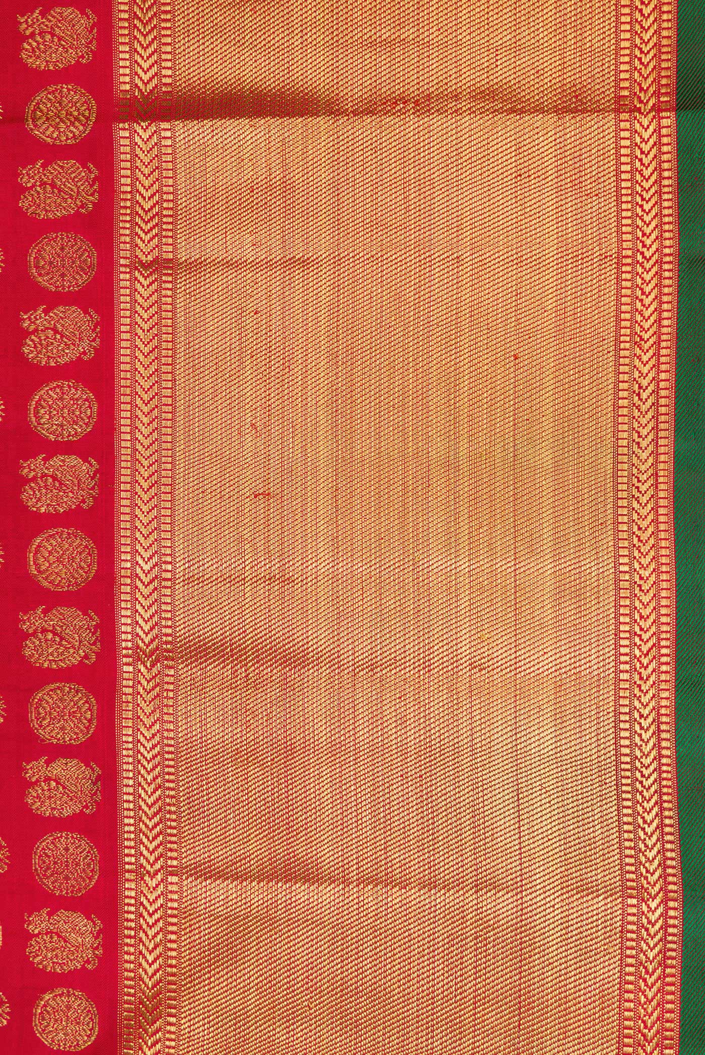 Border image of Pure Silk Pure Zari Red Dual Tone Kanjivaram Saree with Zari Brocade on the body and Zari Border. 