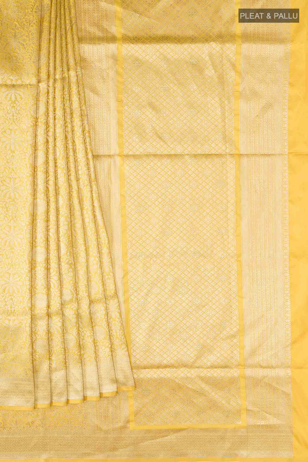 pleats pallu