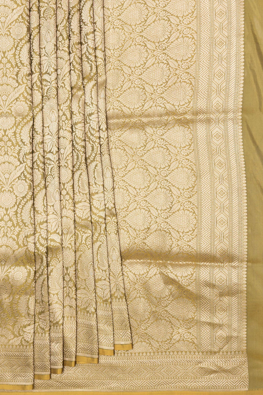 Pleats and pallu of Mehandi Green Dual Tone Banarasi Silk Saree with Zari Brocade on the body and Zari Border. 